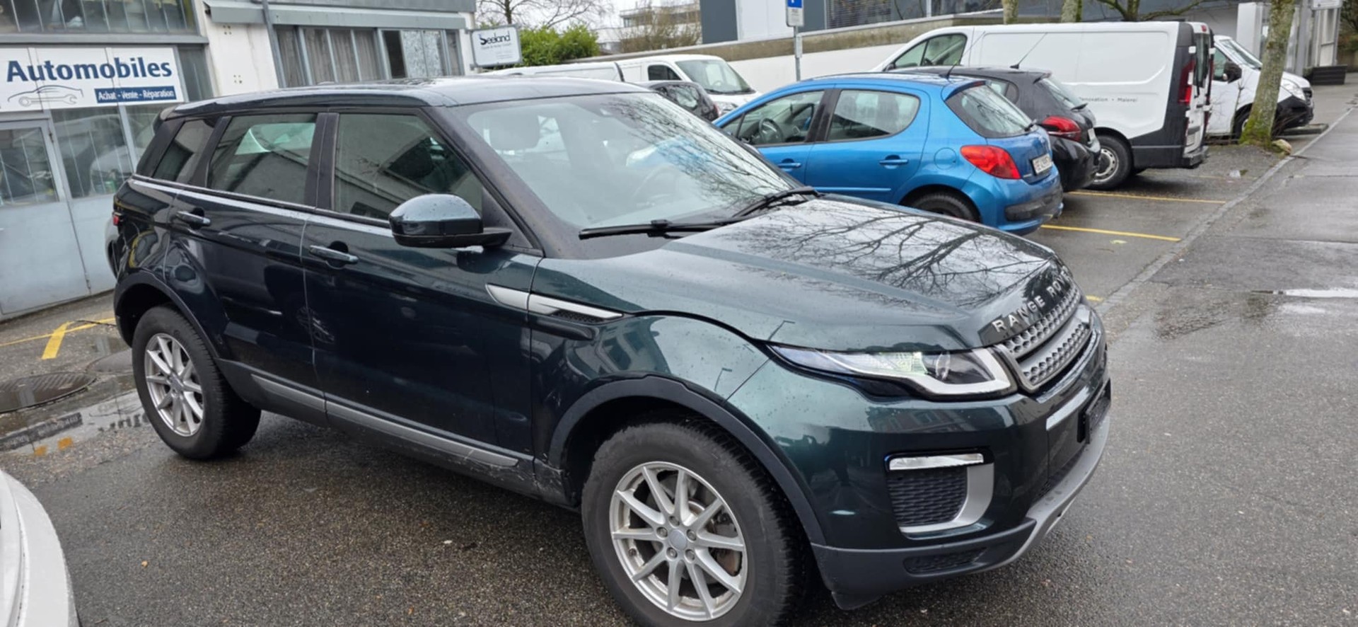 LAND ROVER Range Rover Evoque 2.0 TD4 SE Dynamic AT9-image-6