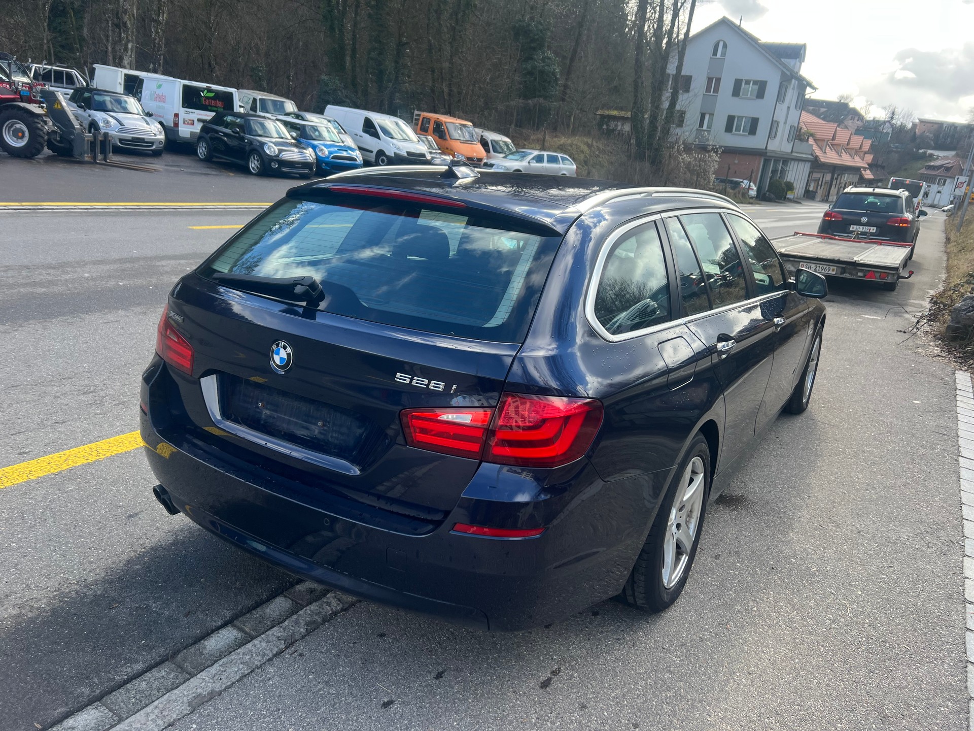 BMW 528i xDrive Touring Steptronic-image-4