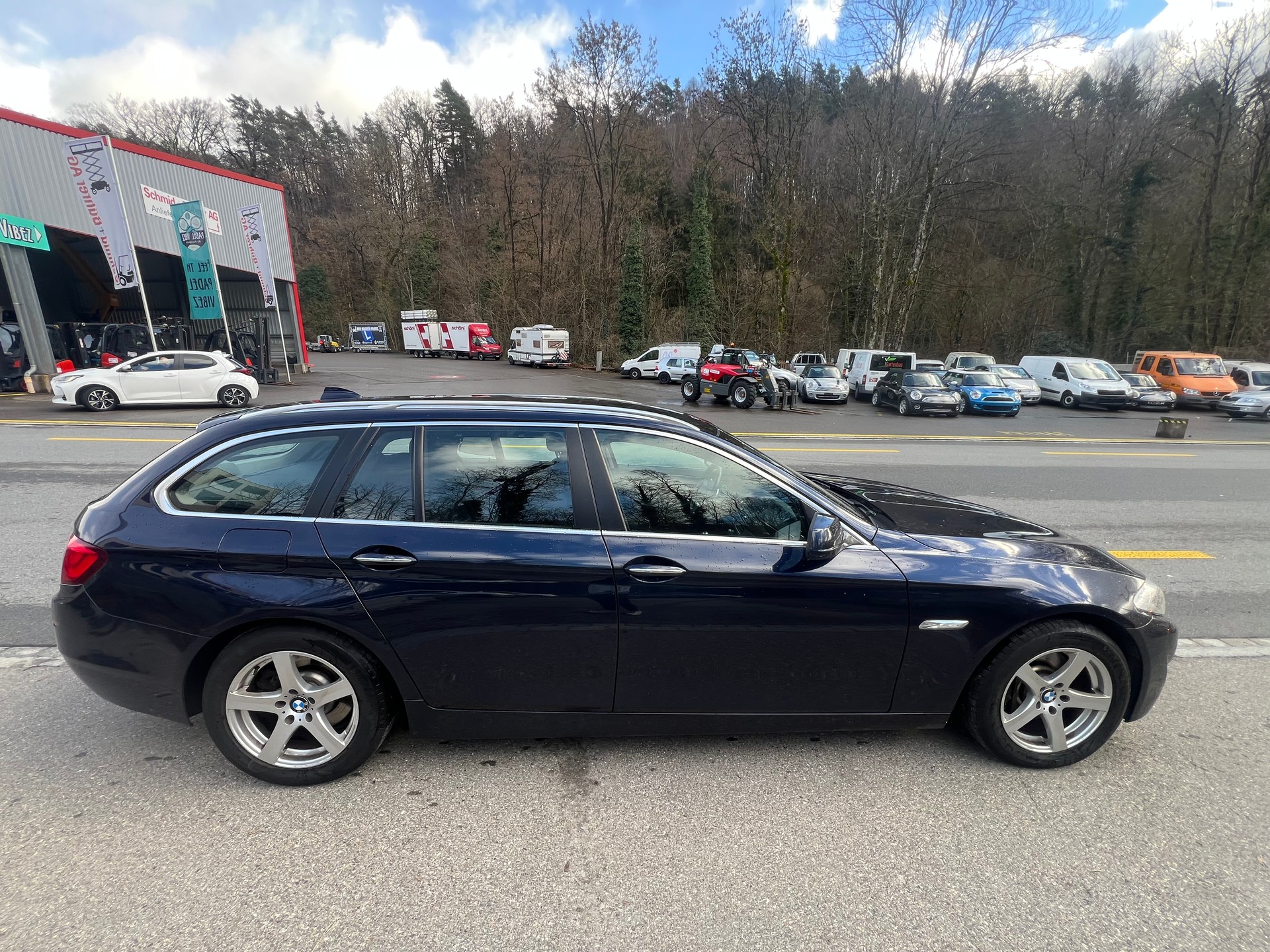 BMW 528i xDrive Touring Steptronic-image-3