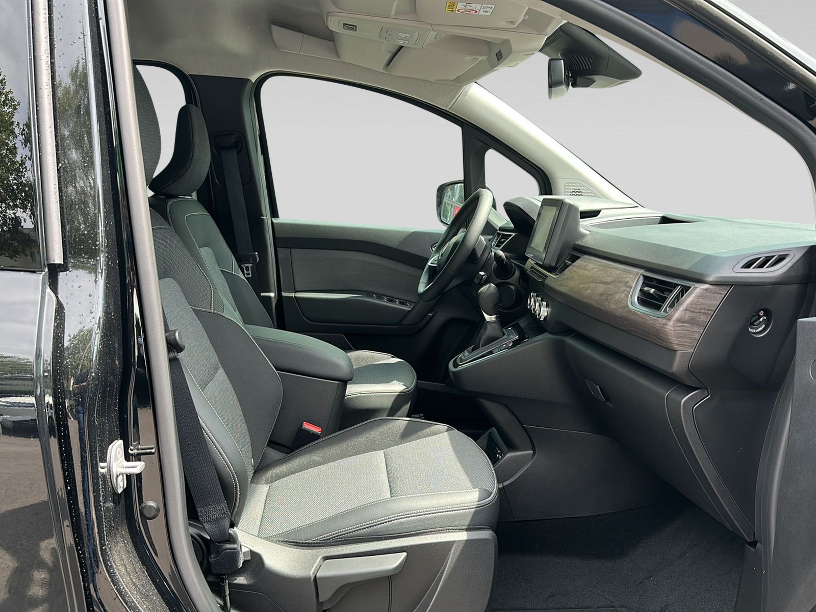 RENAULT Kangoo E-Tech techno EV45 22kW DC 80kW-image-10