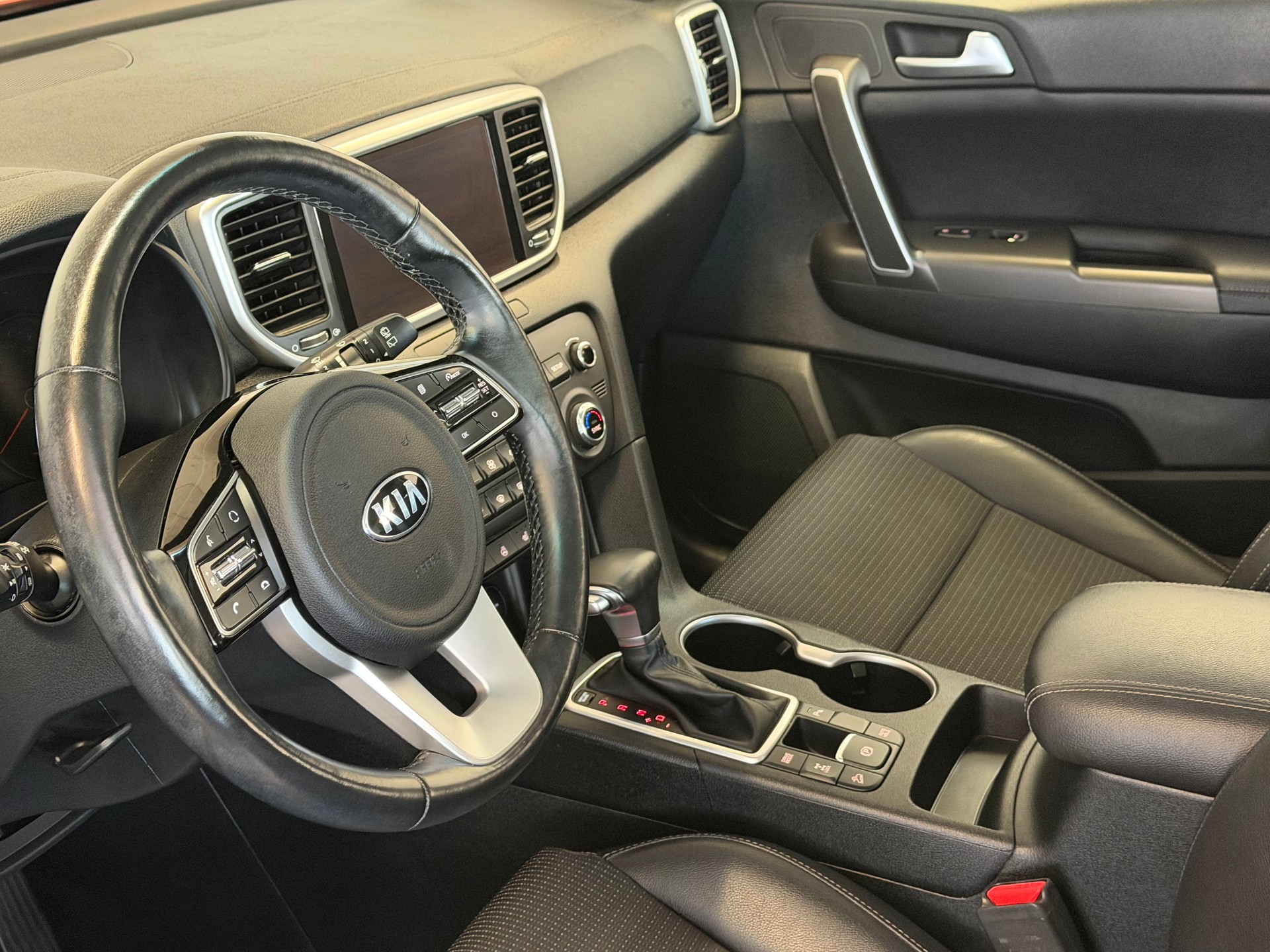 KIA Sportage 1.6CRDi Mild Hybrid Sportage 4WD DCT-image-10