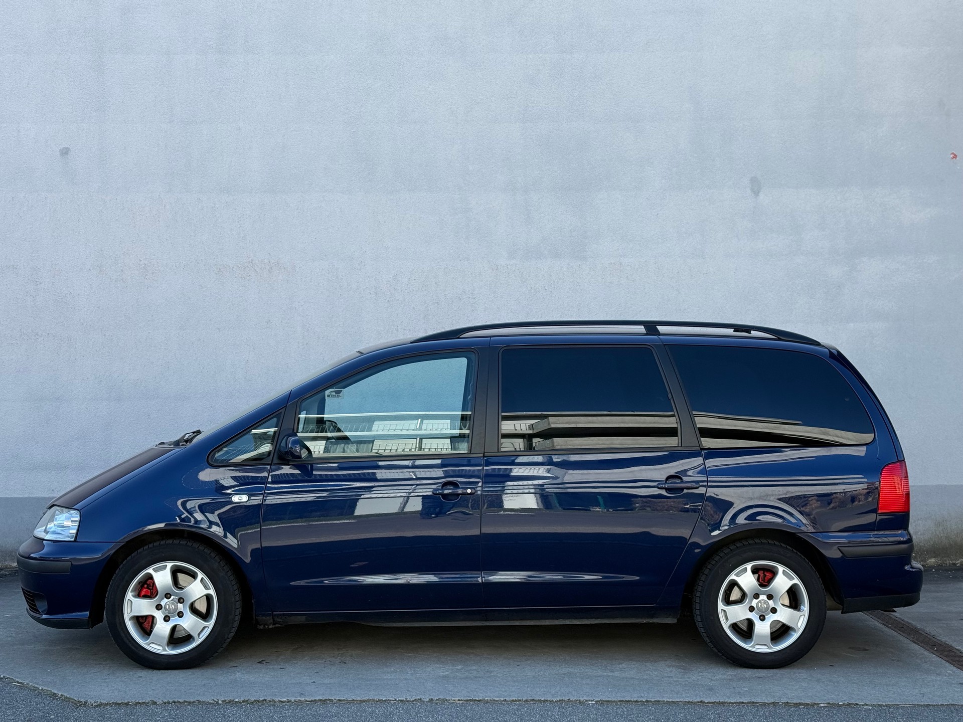 SEAT Alhambra 2.8 VR6 Sport-image-1