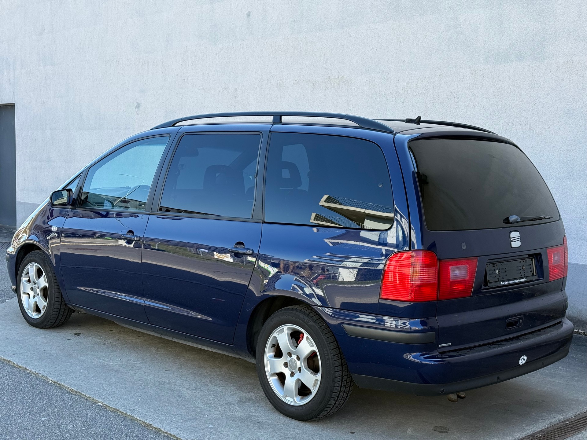 SEAT Alhambra 2.8 VR6 Sport-image-3