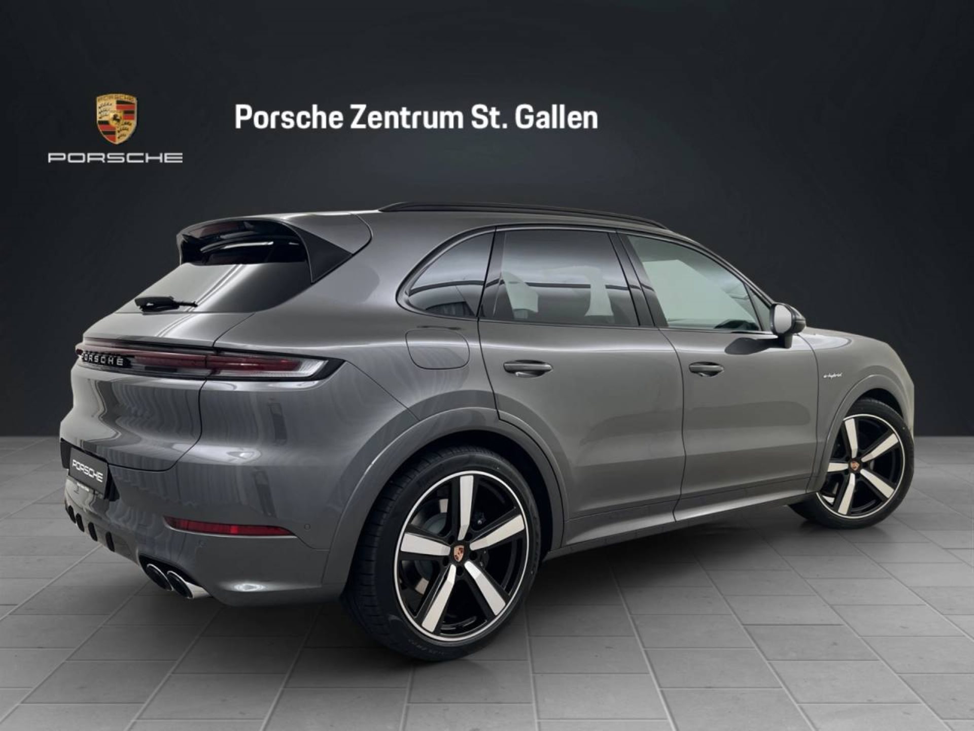 PORSCHE Cayenne E-Hybrid-image-2