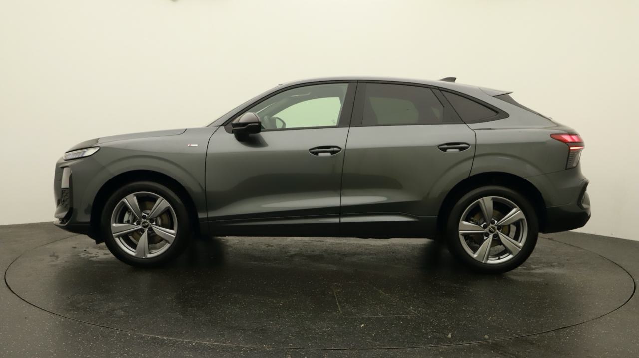 AUDI Q3 Sportback TFSI quattro S line 150 kW S-tronic-image-1