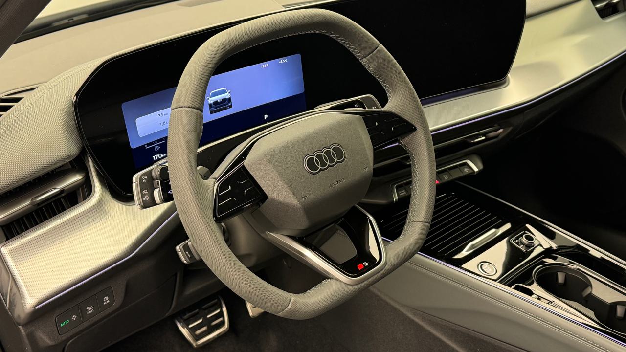 AUDI Q3 Sportback TFSI quattro S line 150 kW S-tronic-image-6