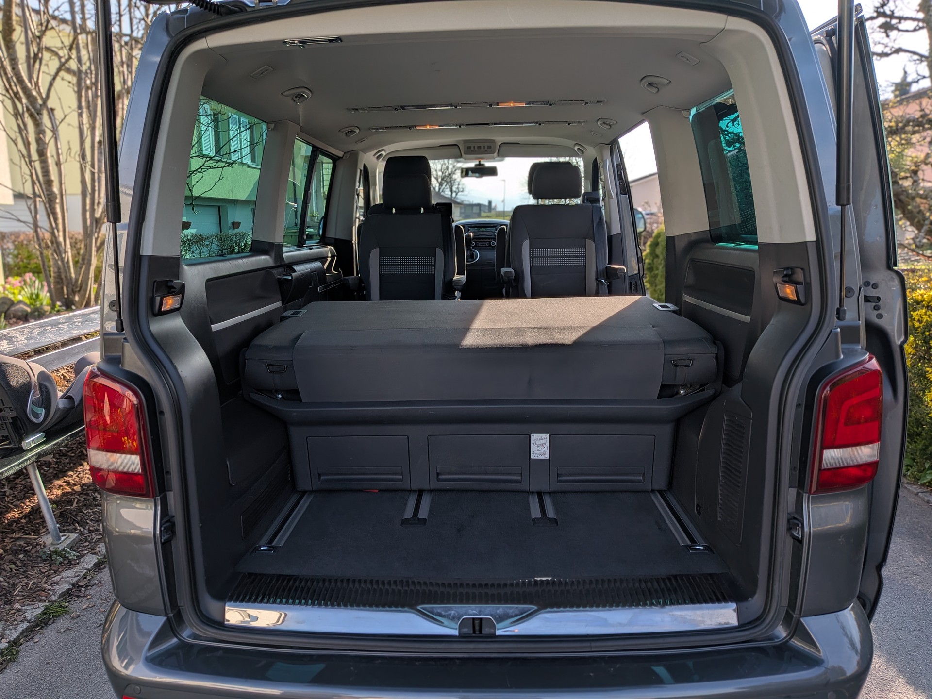 VW T5 Multivan 2.0 TDI CR Comfortline Life DSG-image-5