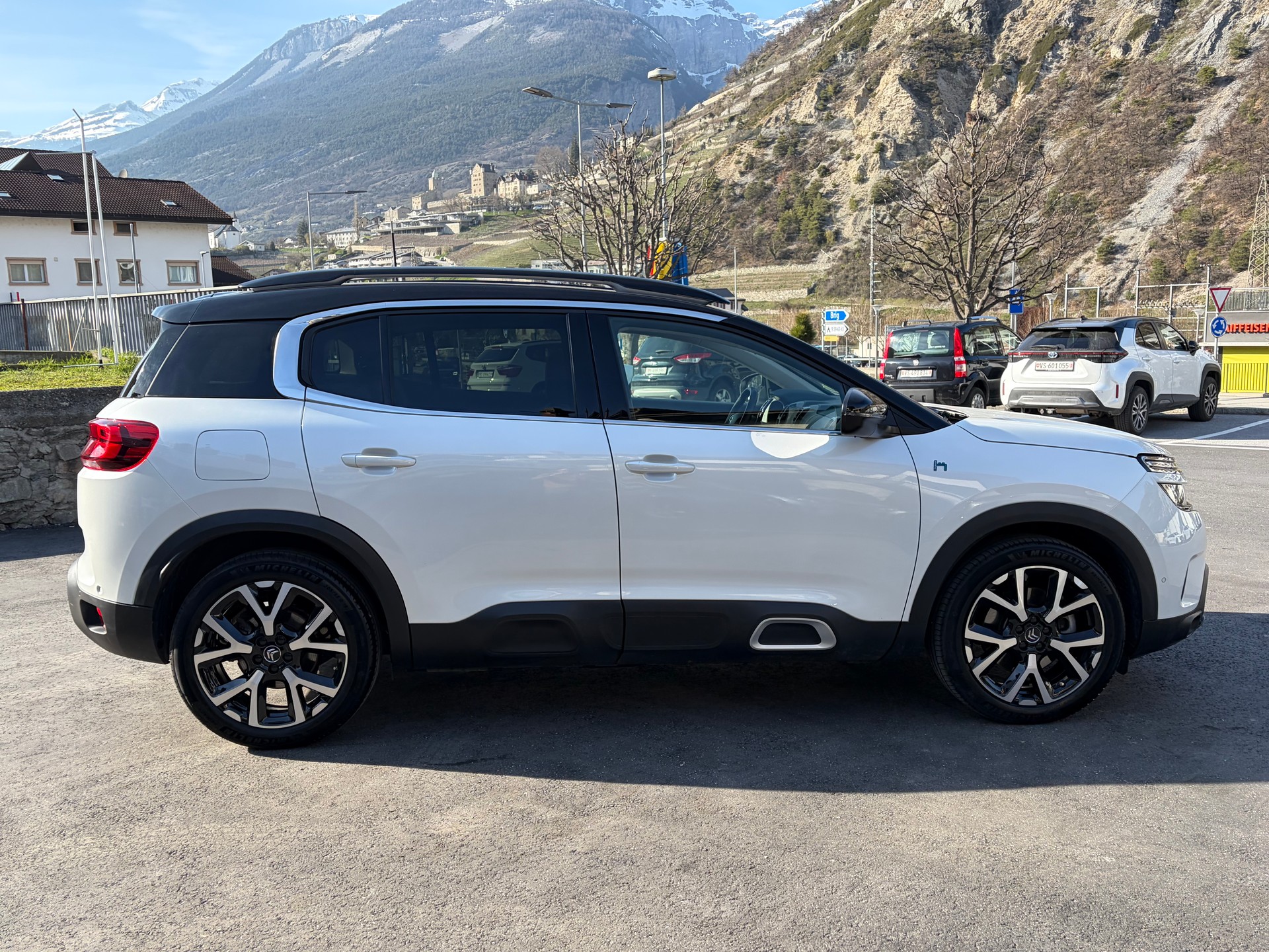 CITROEN C5 Aircross 1.6 PHEV Shine-image-5