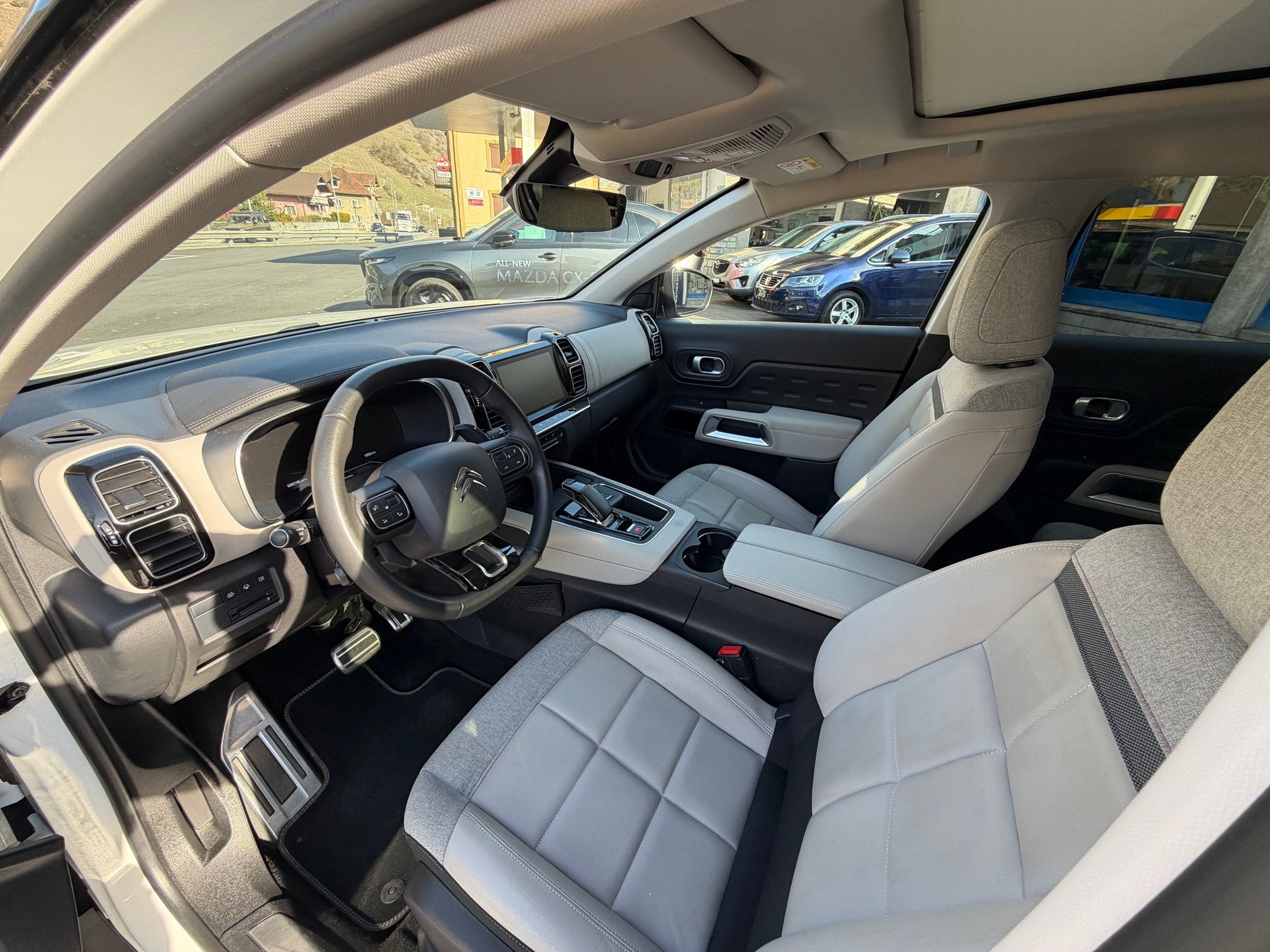 CITROEN C5 Aircross 1.6 PHEV Shine-image-8