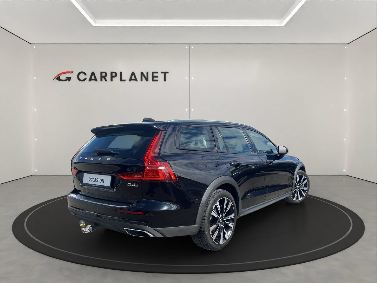 VOLVO V60 Cross Country 2.0 D4 AWD-image-5