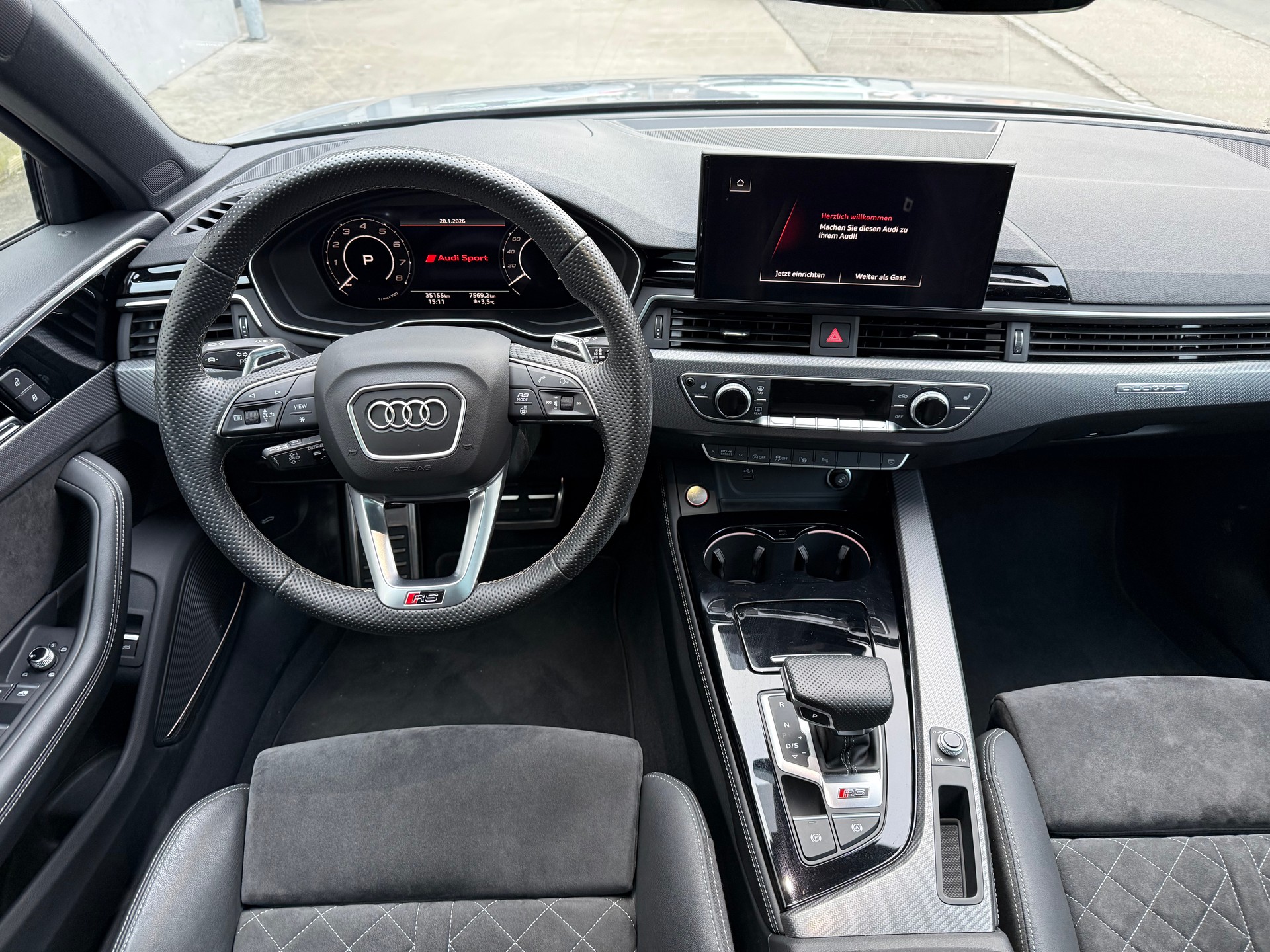 AUDI RS4 Avant quattro tiptronic-image-10