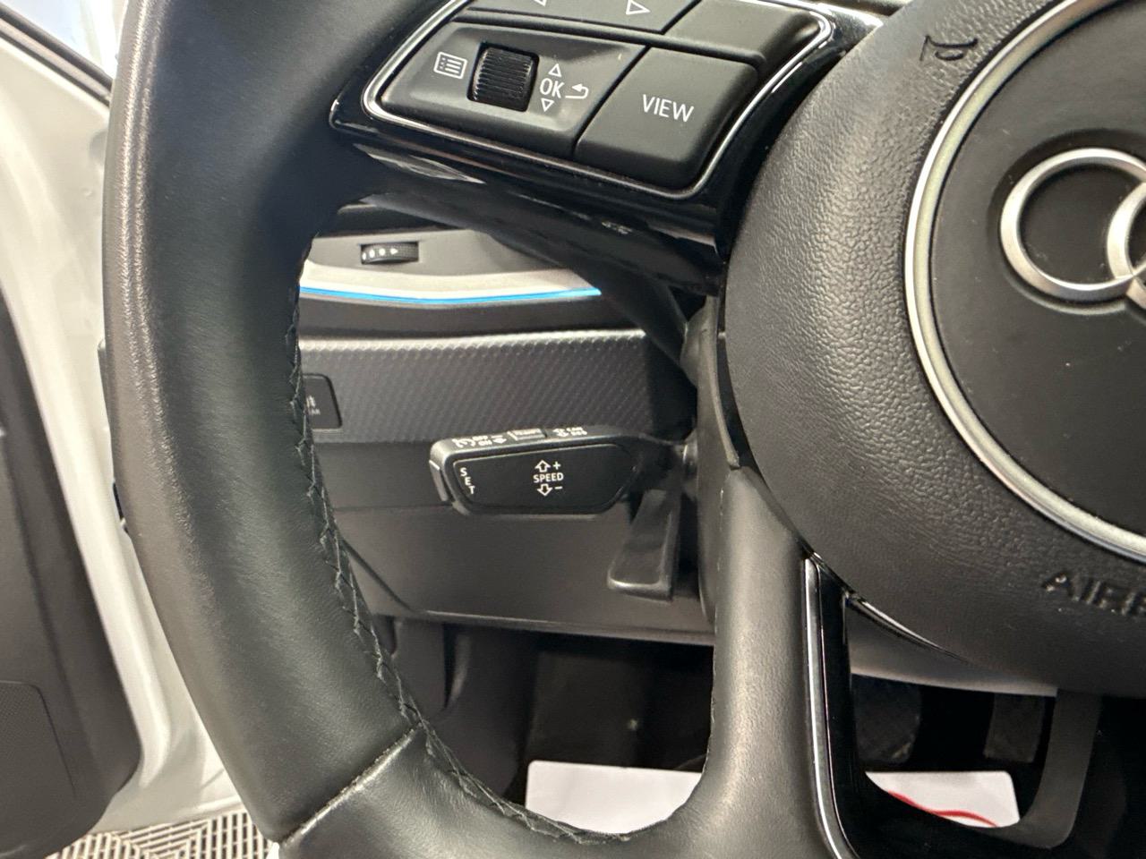 AUDI A1 Sportback 30 TFSI S Line Black Edition S-tronic-image-4