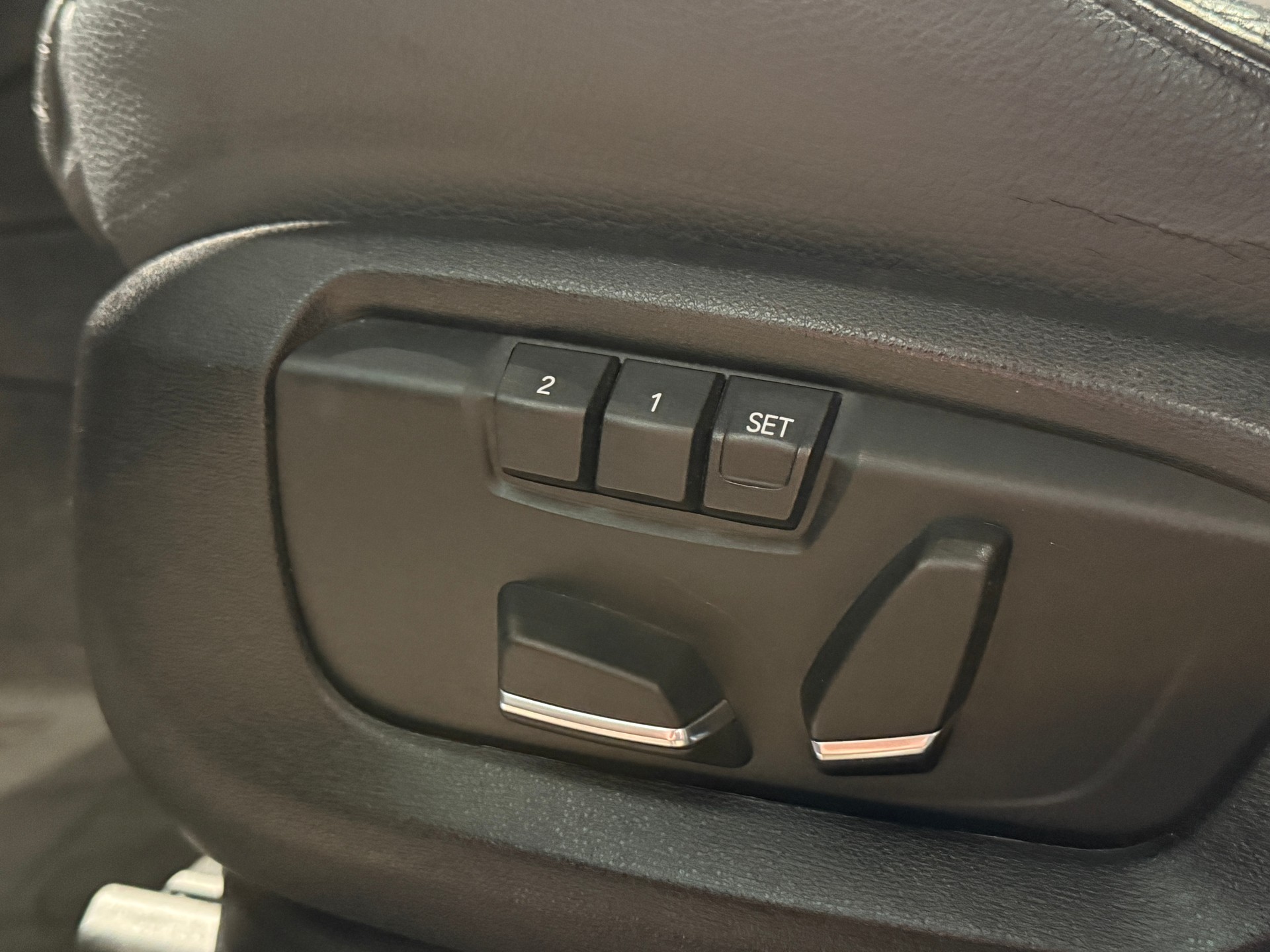 BMW X5 xDrive 40d Steptronic-image-15