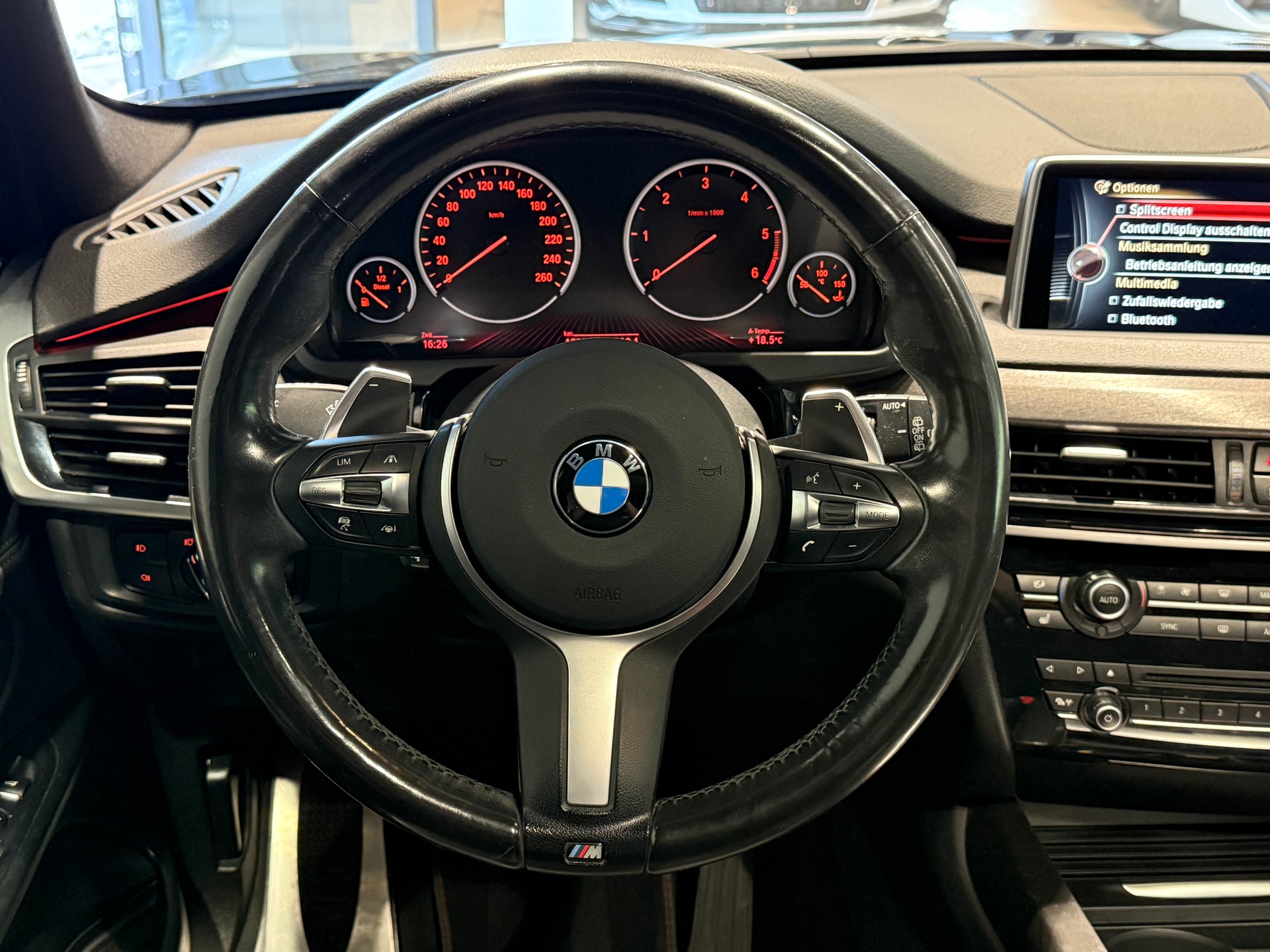 BMW X5 xDrive 40d Steptronic-image-9