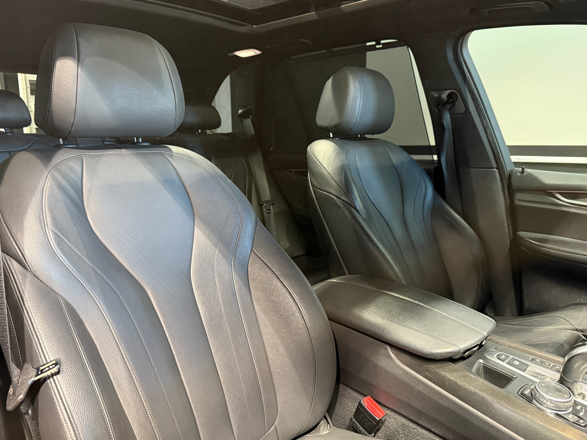 BMW X5 xDrive 40d Steptronic-image-13