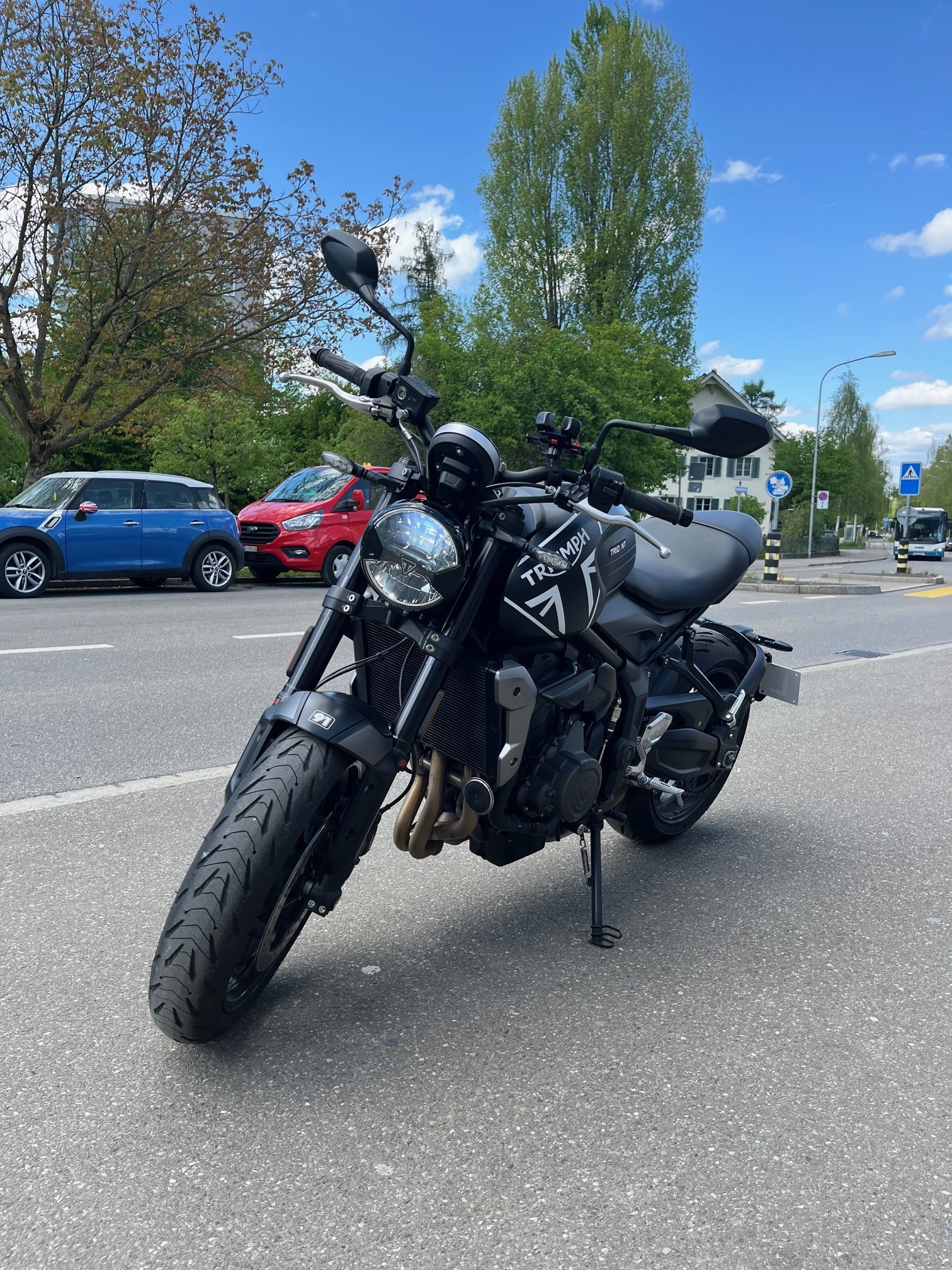 TRIUMPH Trident 660 - GRATIS LIEFERUNG*-showroom-element-2