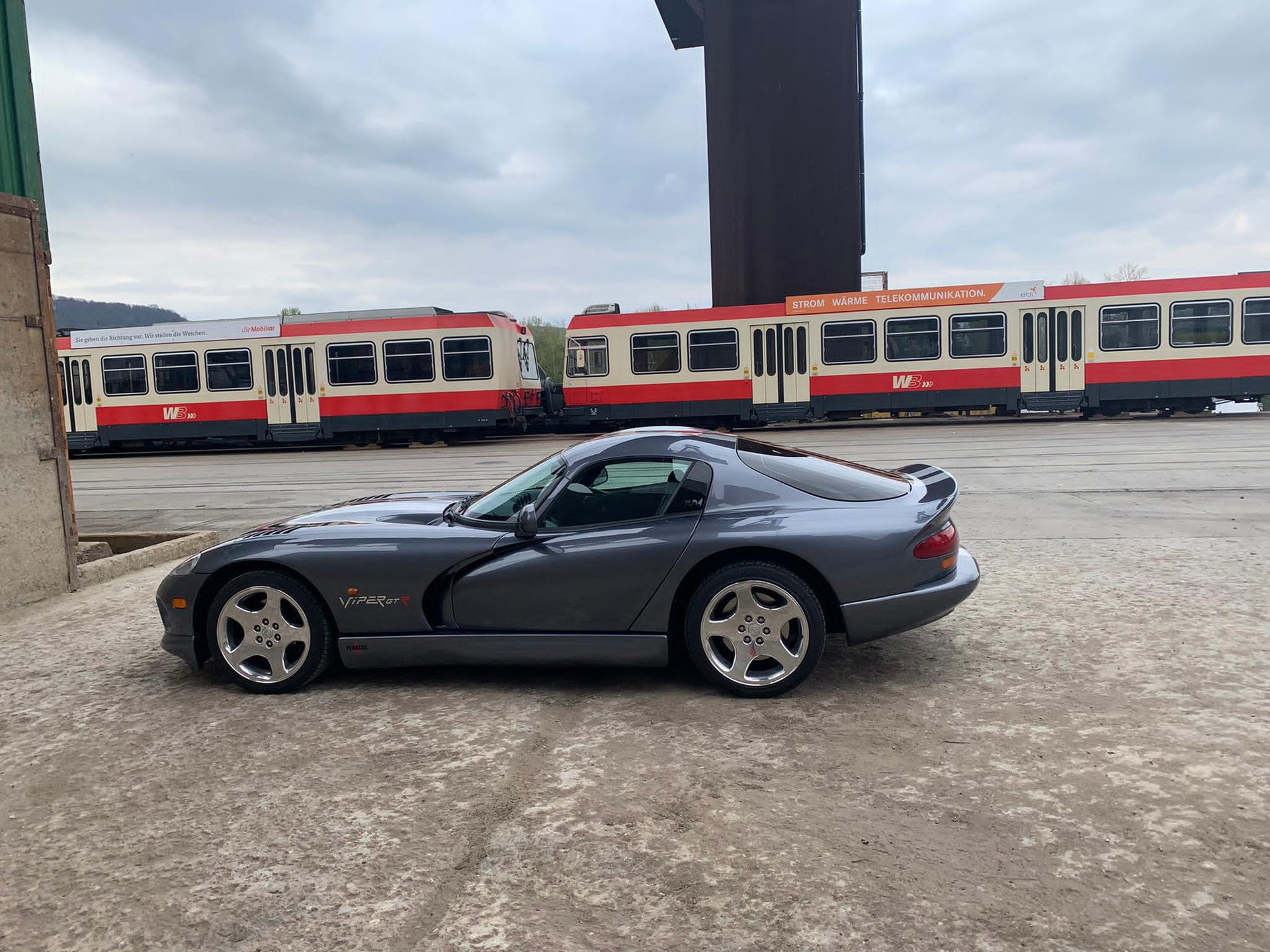CHRYSLER Viper GTS-image-1