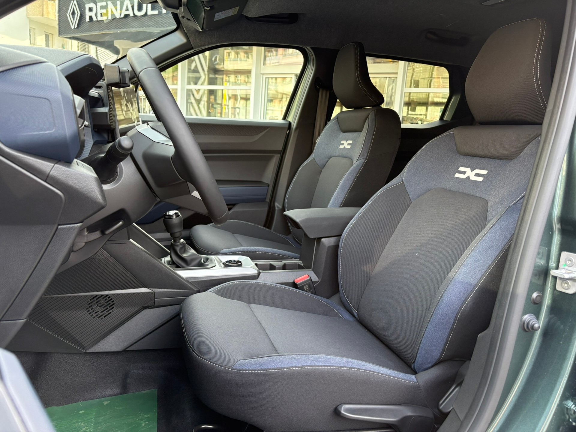 DACIA Duster TCe 130 48V Journey 4x4-image-8