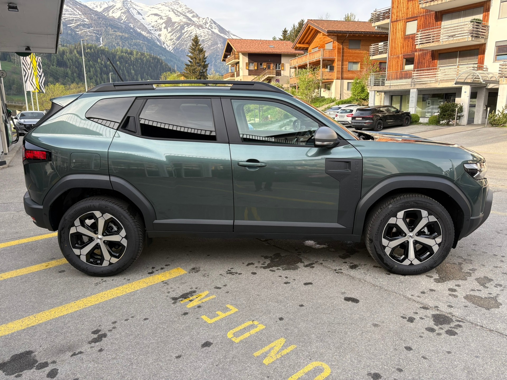 DACIA Duster TCe 130 48V Journey 4x4-showroom-element-3