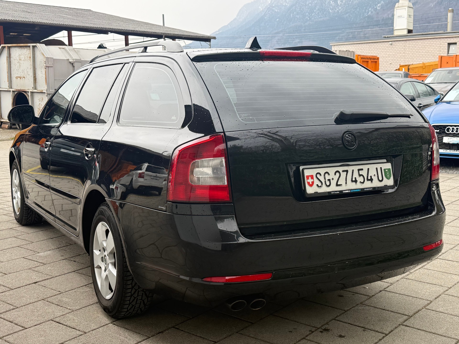 SKODA Octavia Combi 1.9 TDI Elegance-image-3
