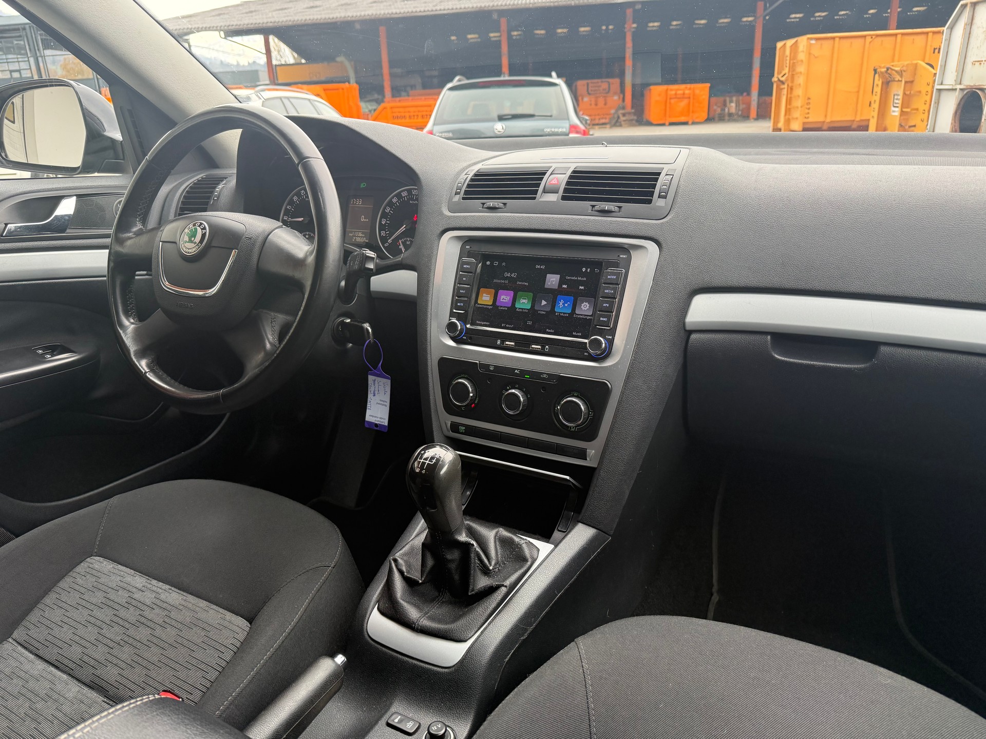 SKODA Octavia Combi 1.9 TDI Elegance-image-5