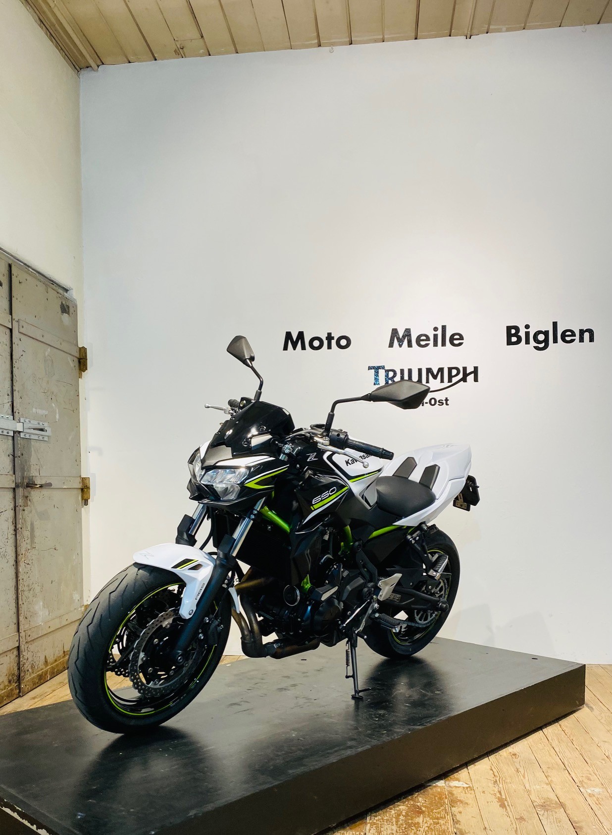 KAWASAKI Z 650-showroom-element-2