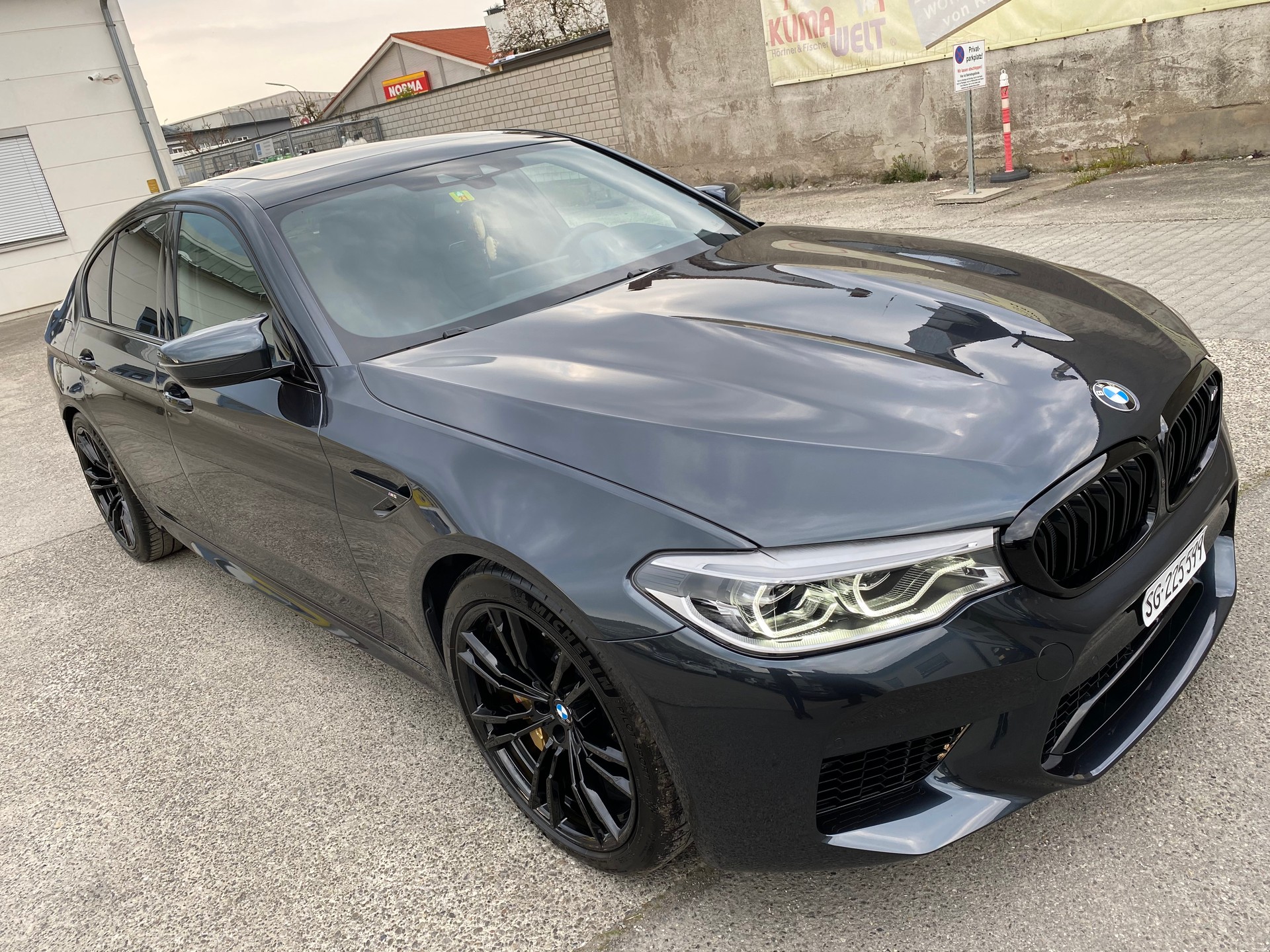 BMW M5 xDrive-image-1