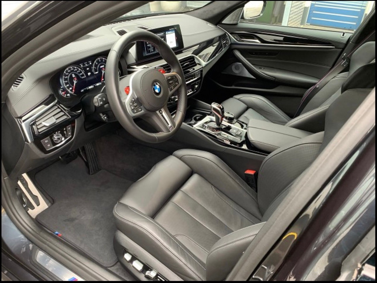 BMW M5 xDrive-image-9
