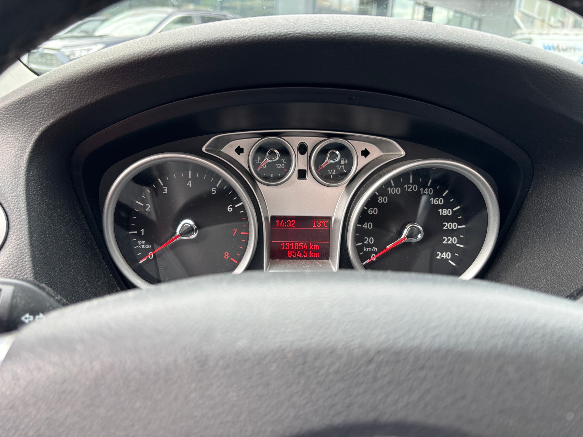 FORD Focus CC 2.0i Titanium-image-5