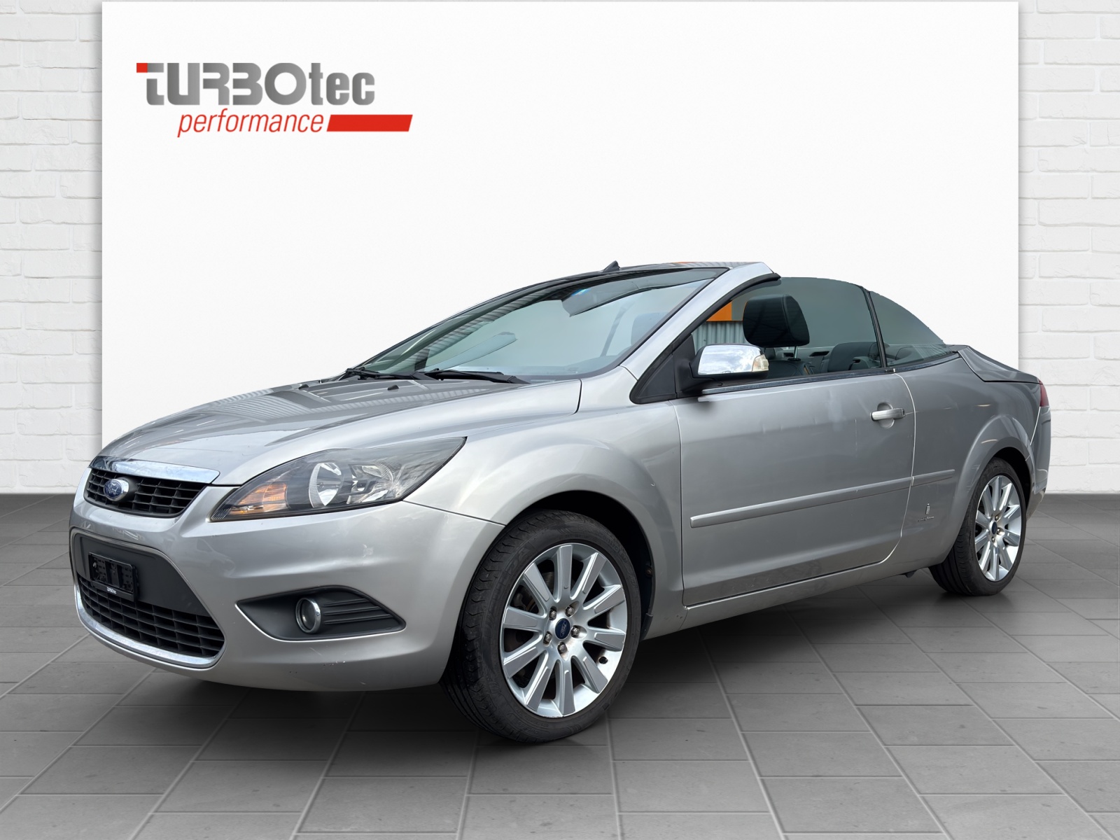 FORD Focus CC 2.0i Titanium-image-1