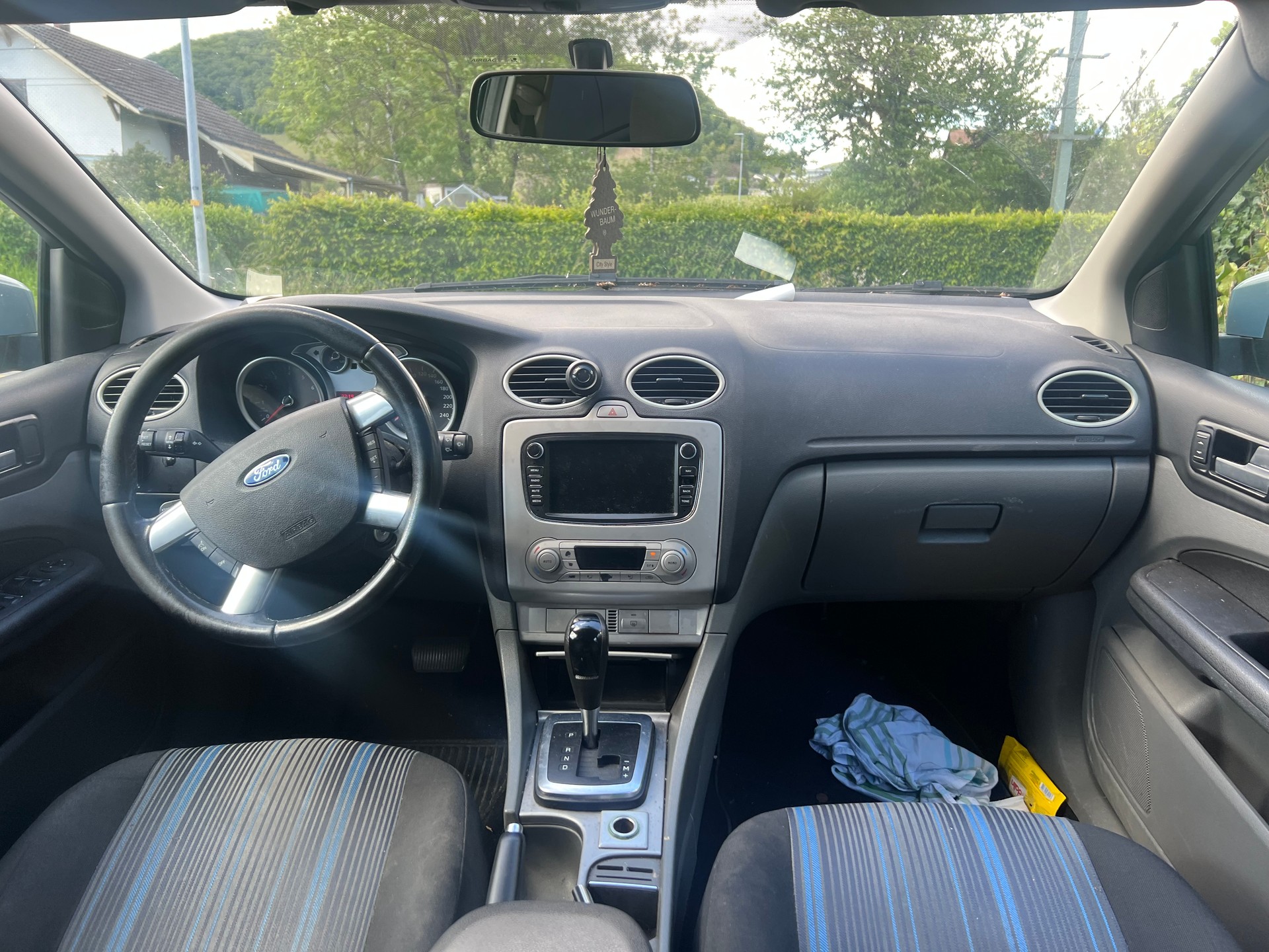 FORD Focus 2.0i Carving Automatic-image-8