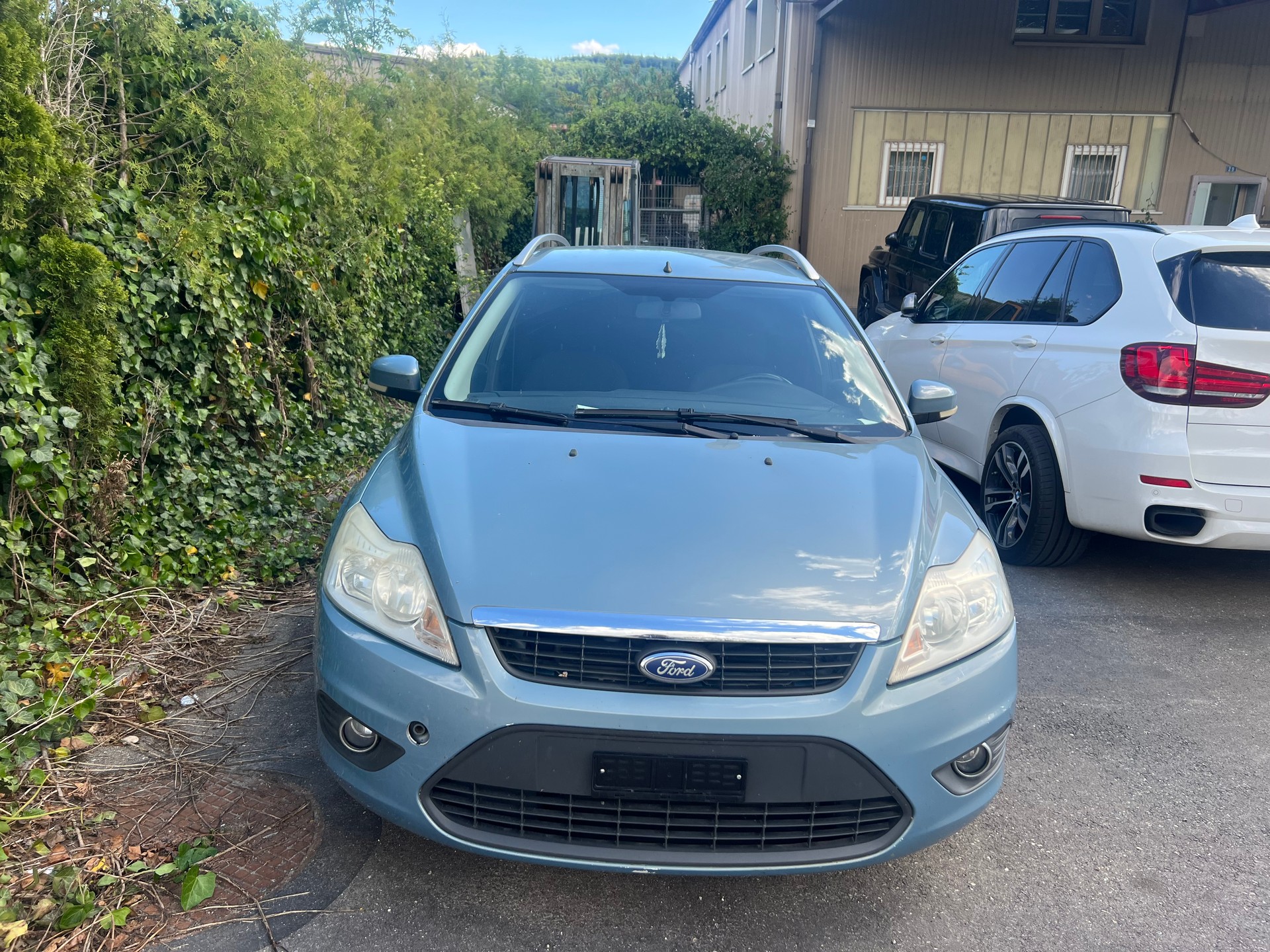 FORD Focus 2.0i Carving Automatic-image-1