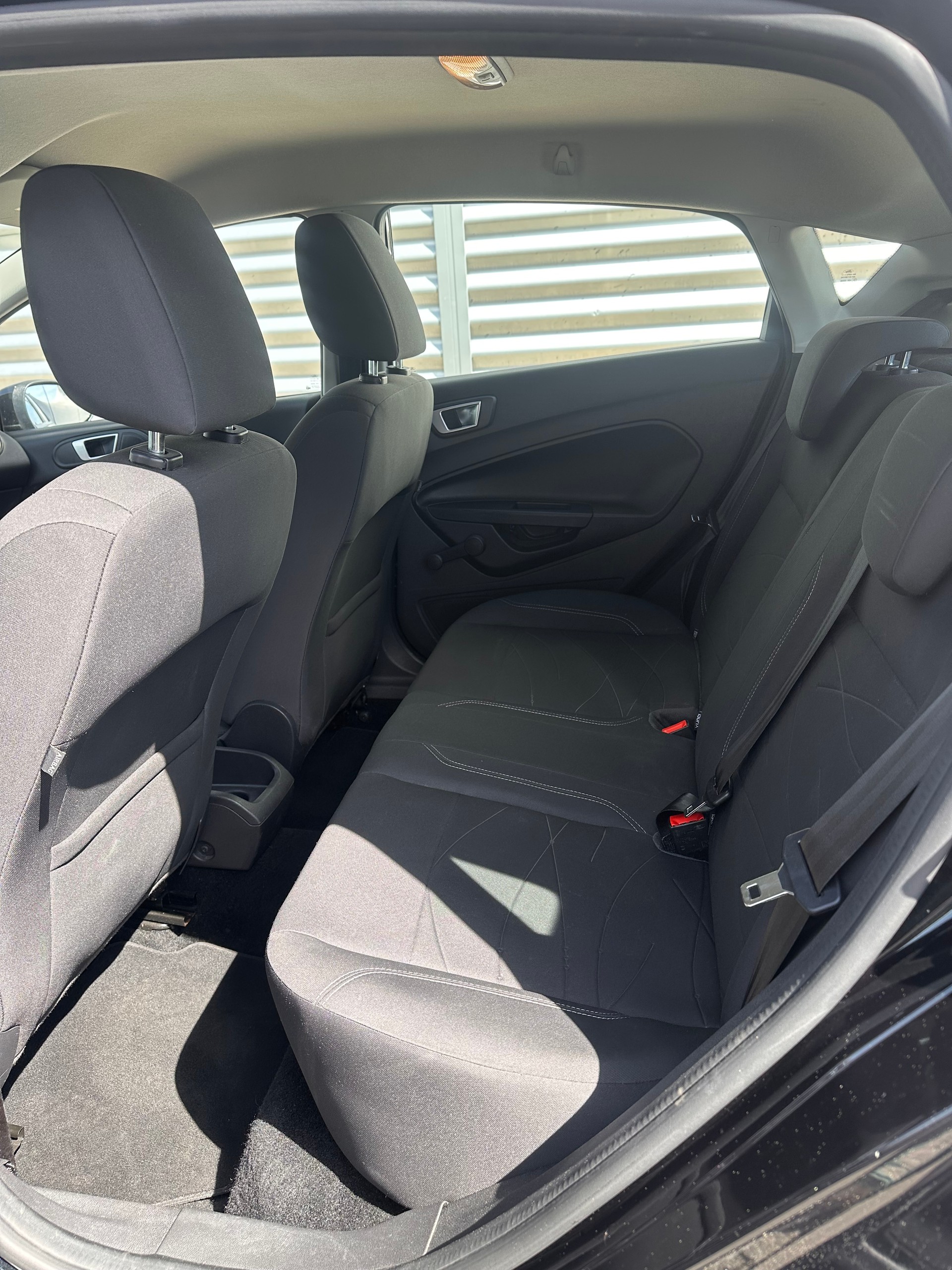 FORD Fiesta 1.0 SCTi Titanium-image-9