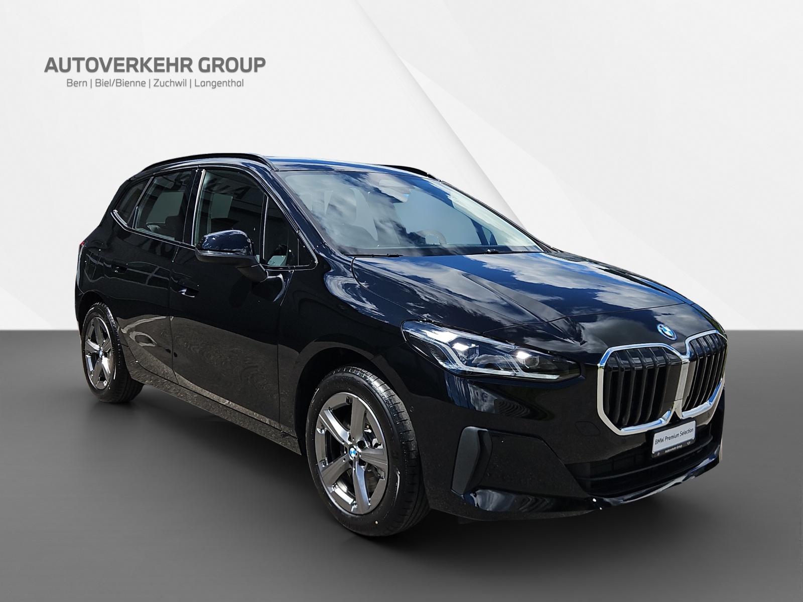 BMW 230e xDrive Active Tourer-image-8