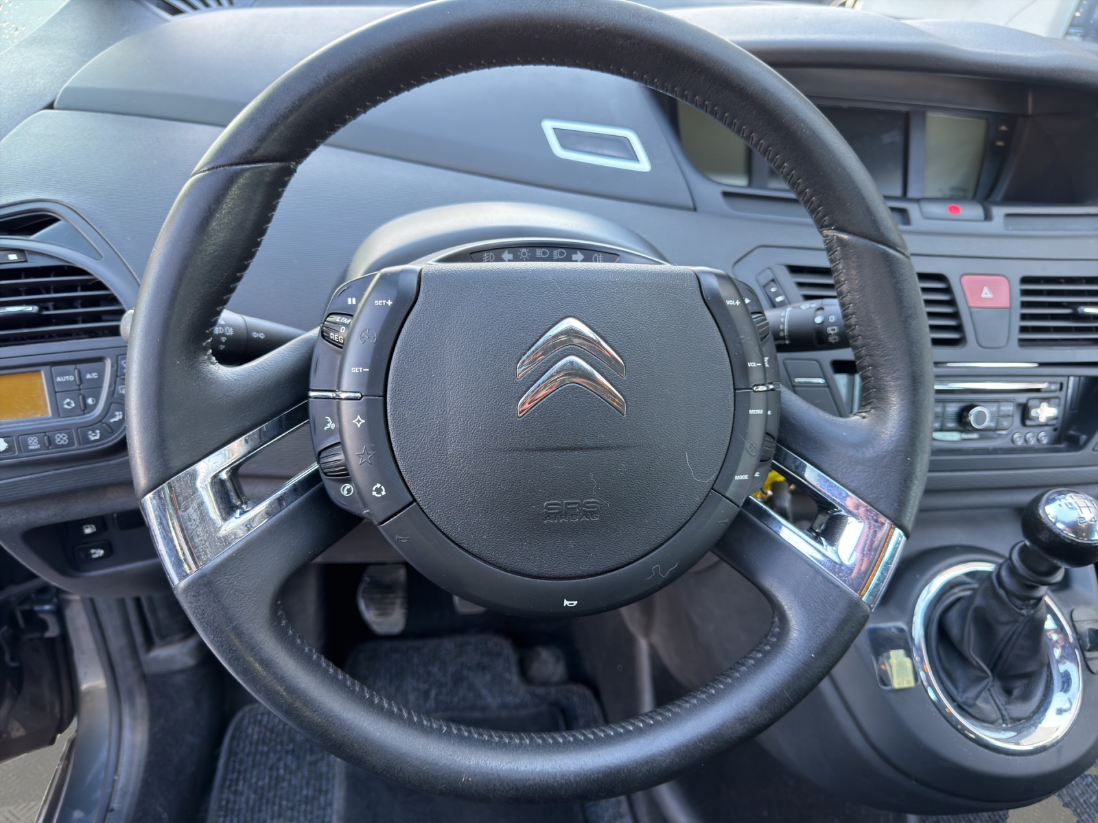 CITROEN Grand C4 Picasso 1.6 HDI 16V Rossignol-image-9