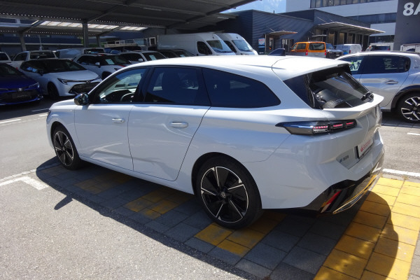 PEUGEOT 308 e SW Allure 54kWh-showroom-element-3