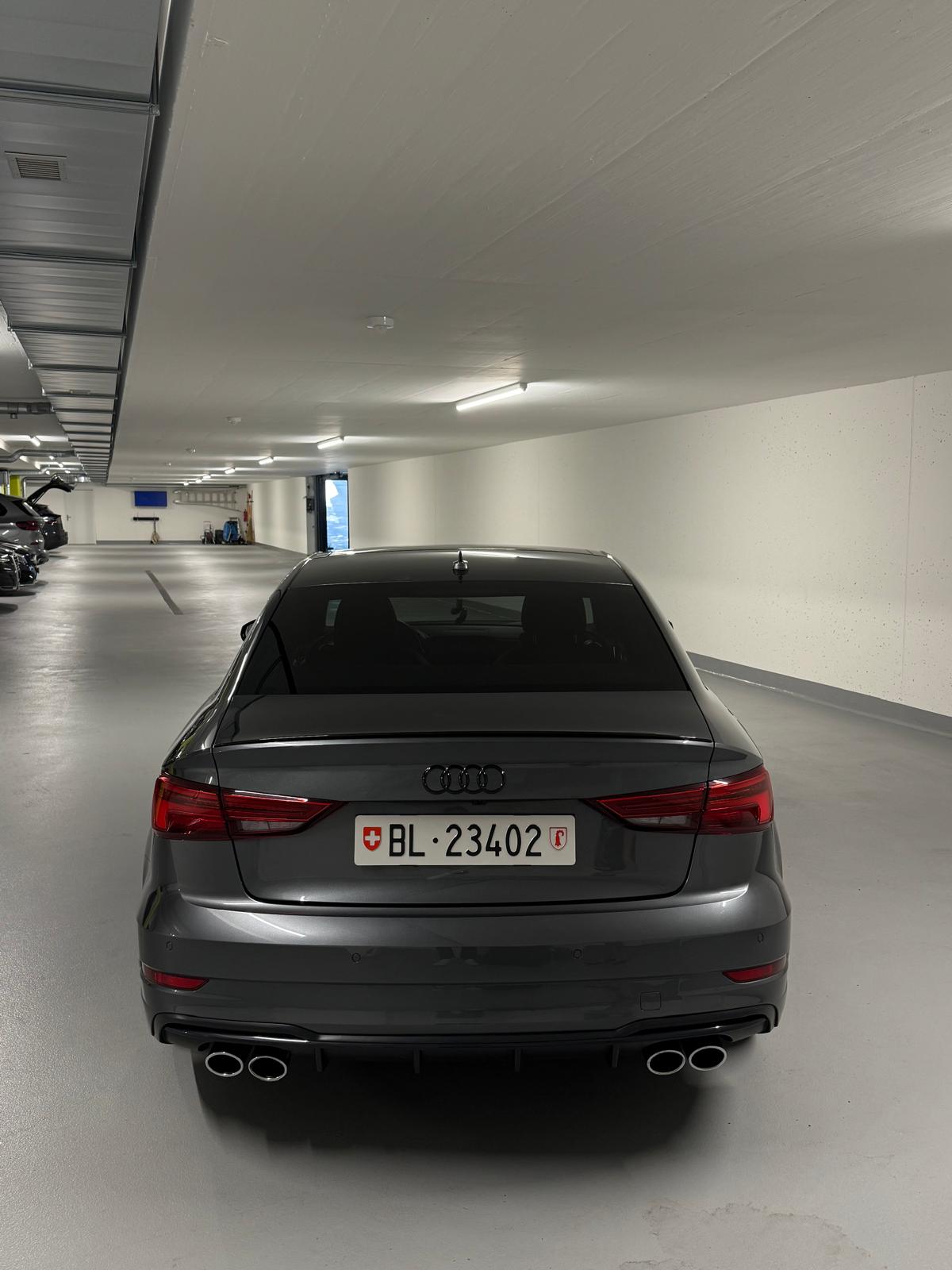 AUDI 2.0 T FSI quattro S-Tronic-image-2