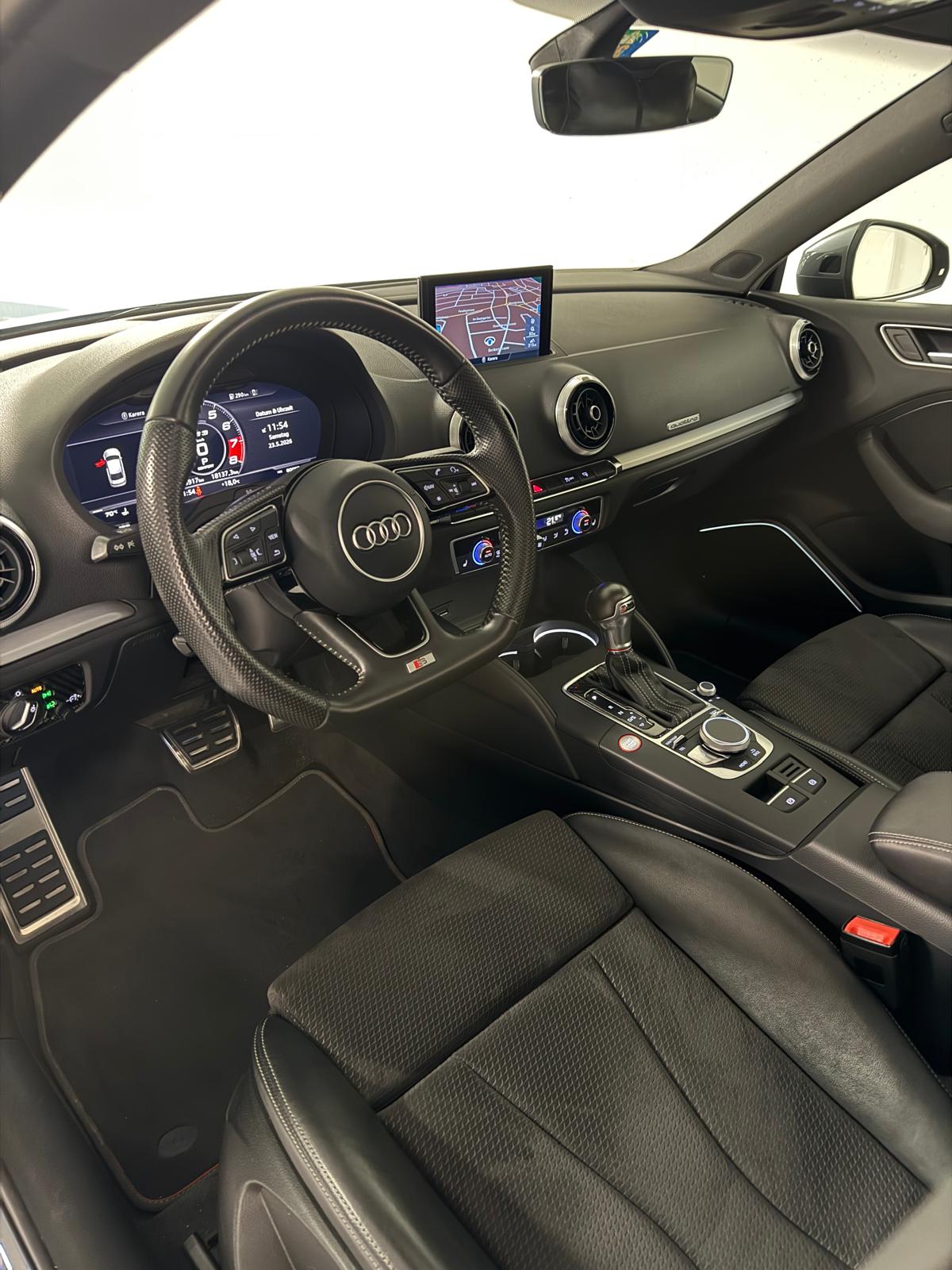AUDI 2.0 T FSI quattro S-Tronic-image-3