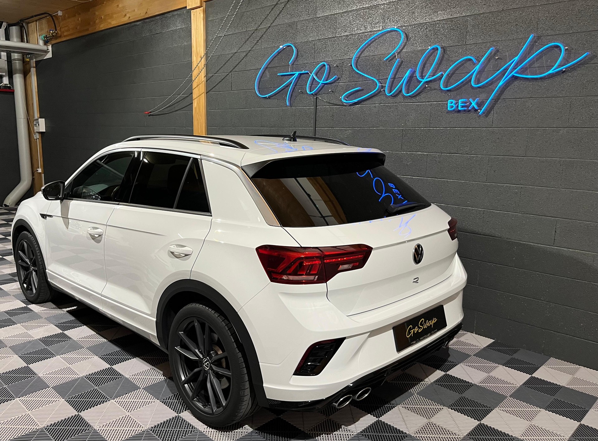 VW T-Roc 2.0 TSI R DSG 4Motion-image-7