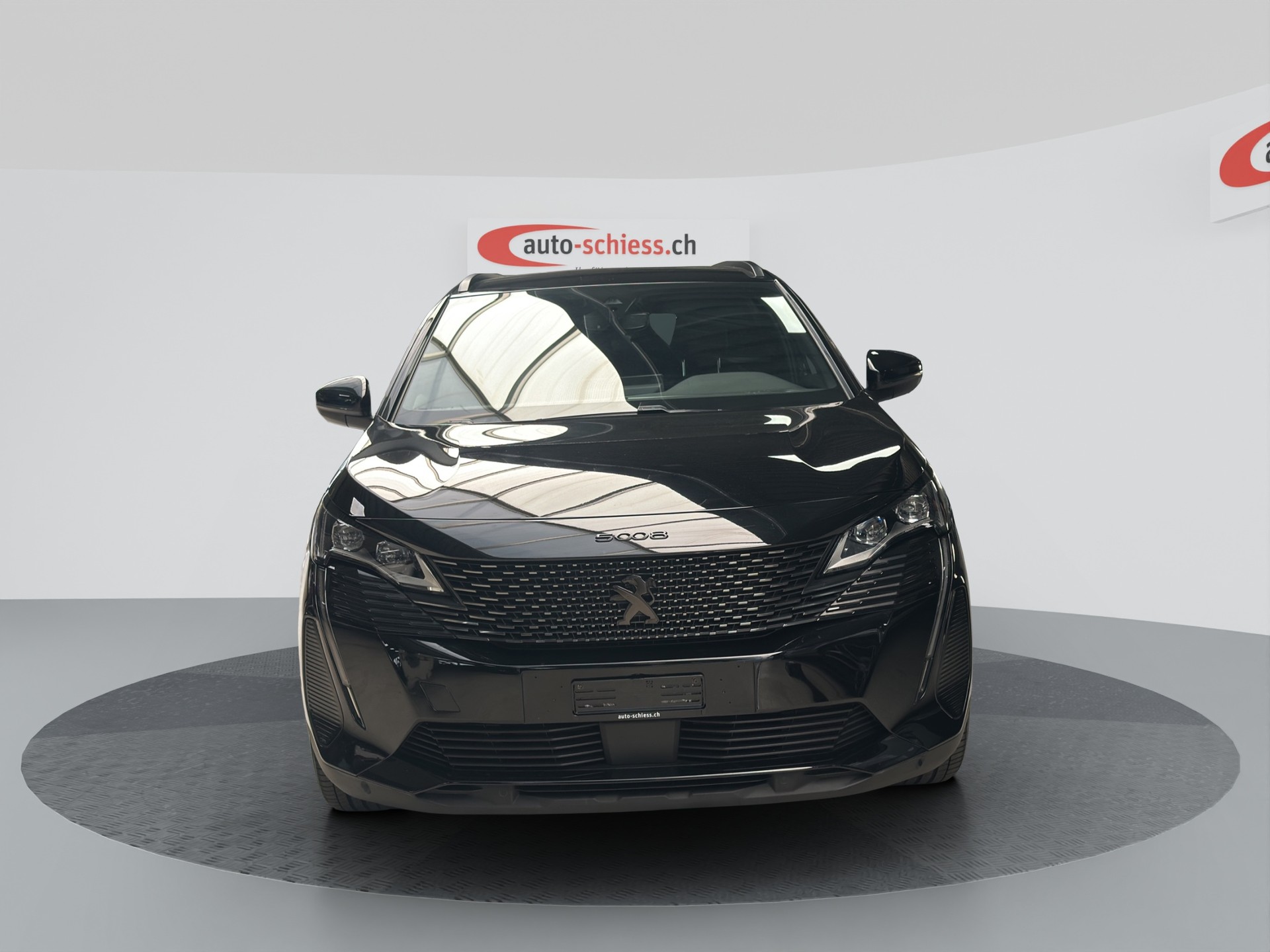 PEUGEOT 5008 1.2 Pure Tech GT Black EAT8-image-1