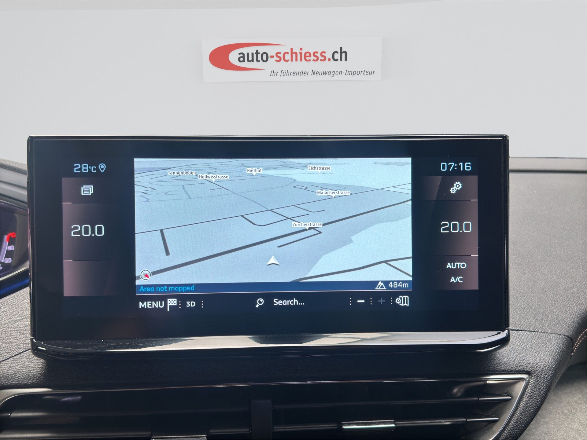 PEUGEOT 5008 1.2 Pure Tech GT Black EAT8-image-11