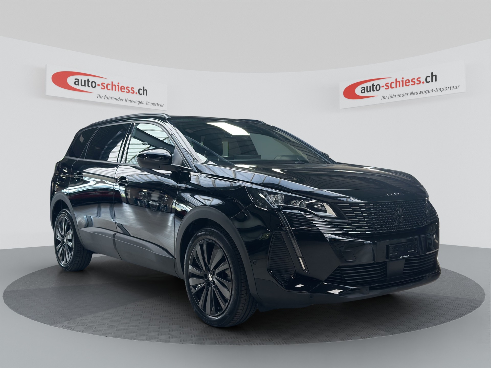 PEUGEOT 5008 1.2 Pure Tech GT Black EAT8-image-0