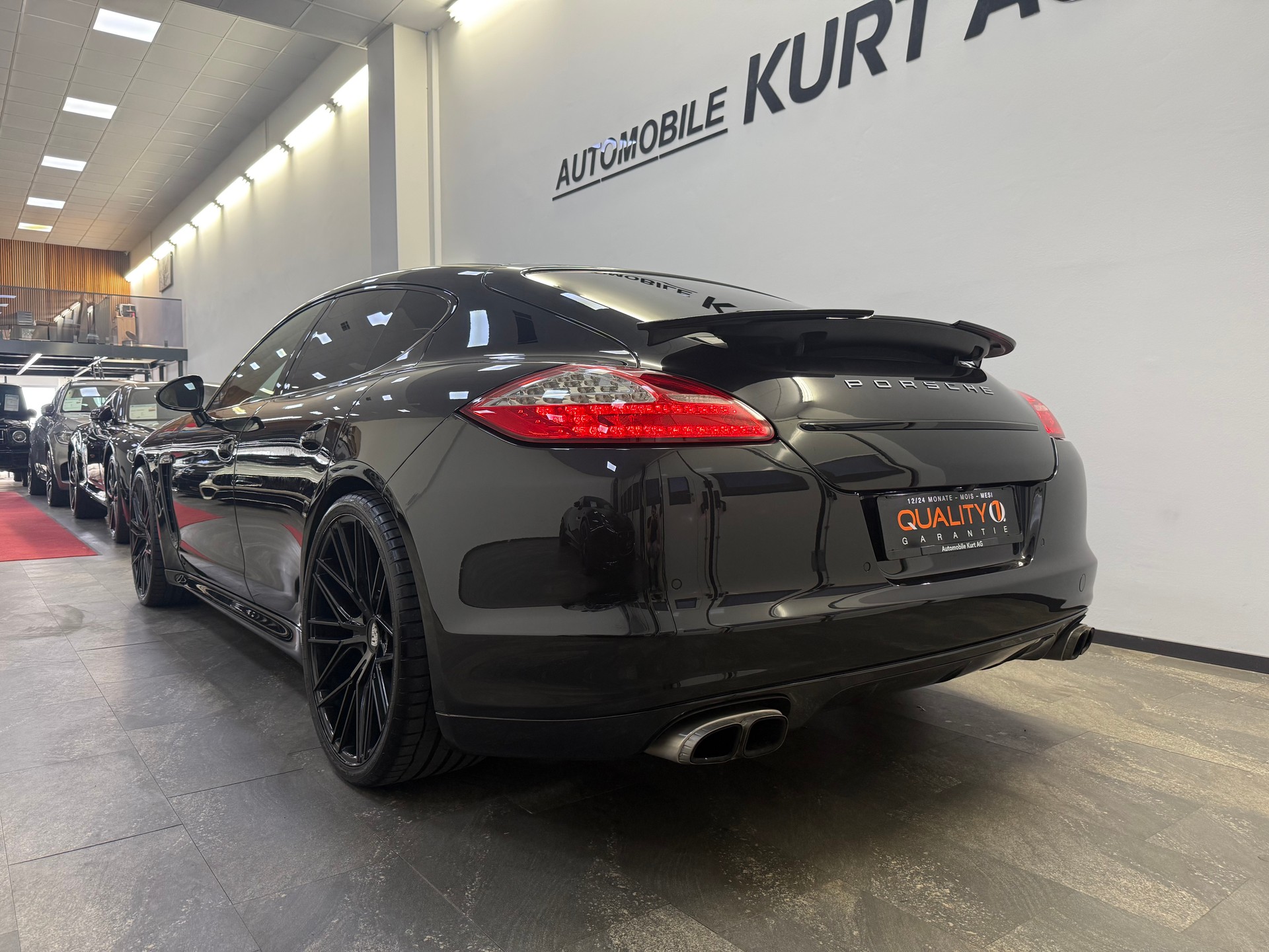 PORSCHE Panamera Turbo 4.8 PDK-image-4