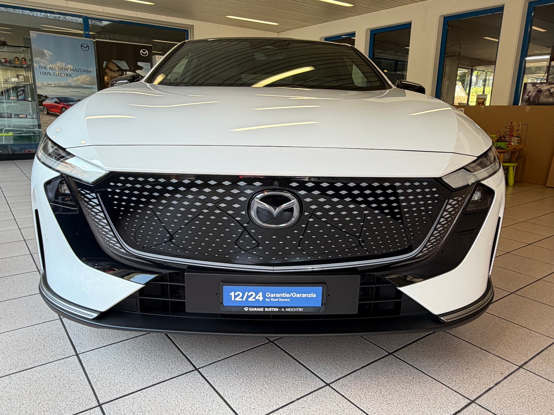 MAZDA 6e 245 80kWh Takumi-image-7