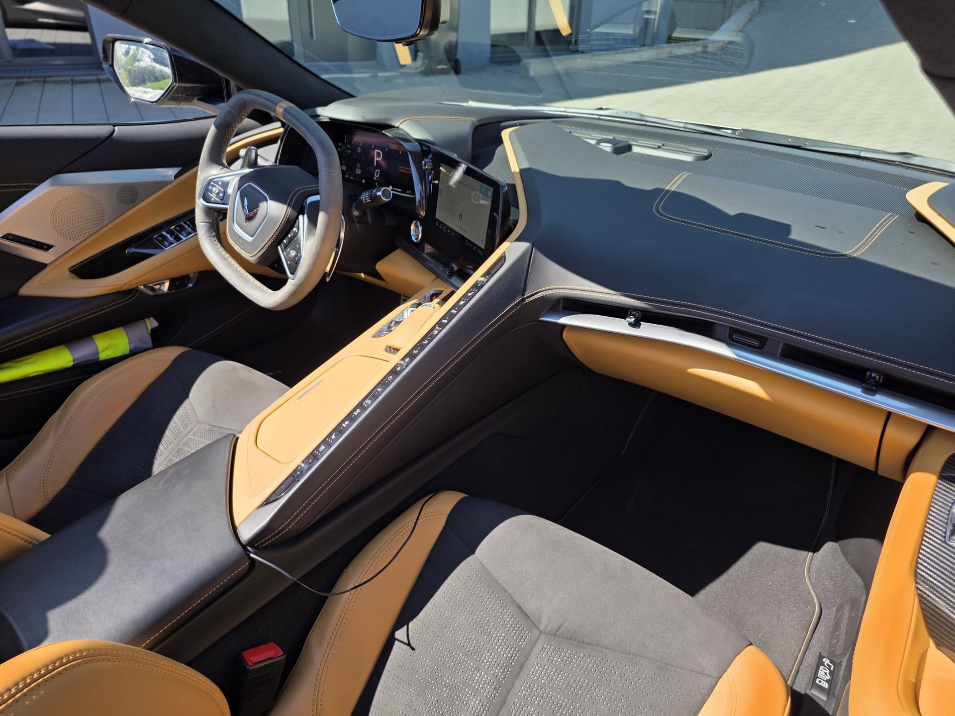 CHEVROLET CORVETTE C8 Convertible 3 LT Z51 pack - EU Launch Edition-image-3
