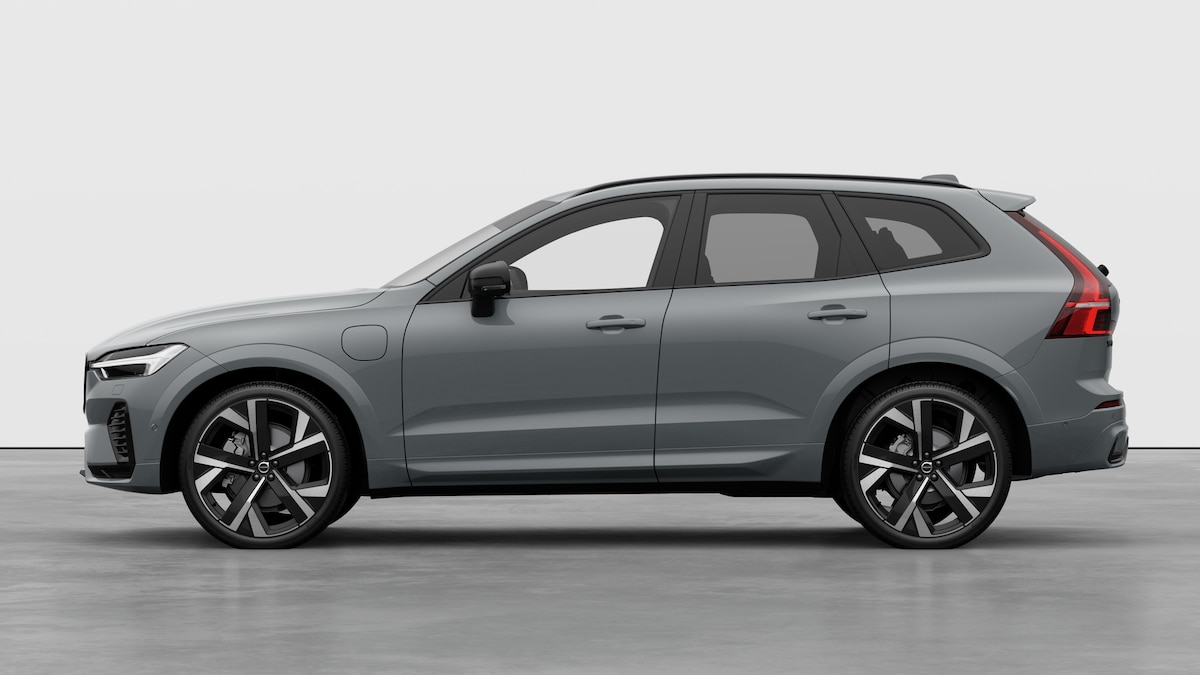 VOLVO XC60 2.0 T8 TE Black Edition eAWD-image-2