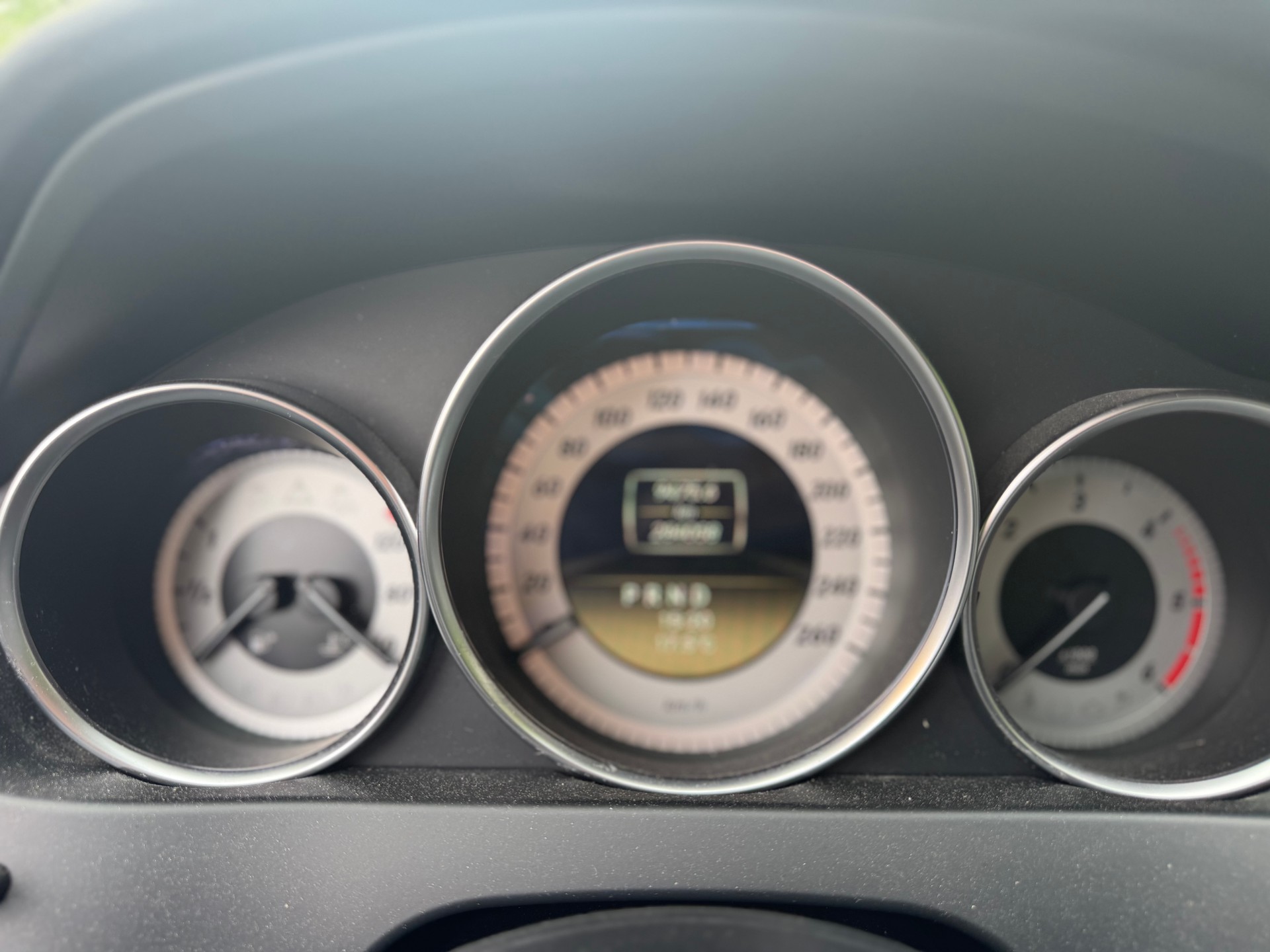 MERCEDES-BENZ C 300 CDI Avantgarde 4Matic 7G-Tronic-image-7