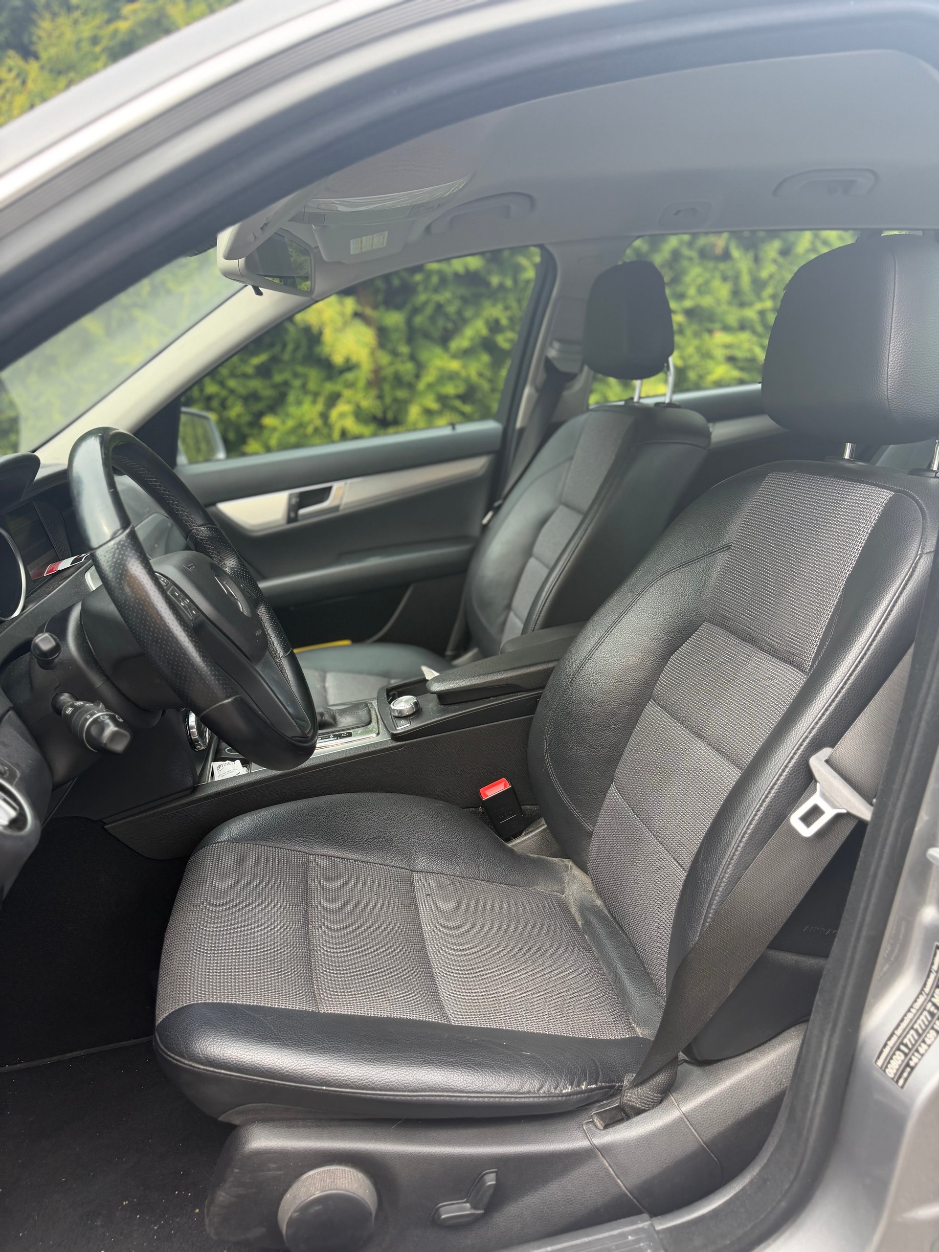 MERCEDES-BENZ C 300 CDI Avantgarde 4Matic 7G-Tronic-image-5