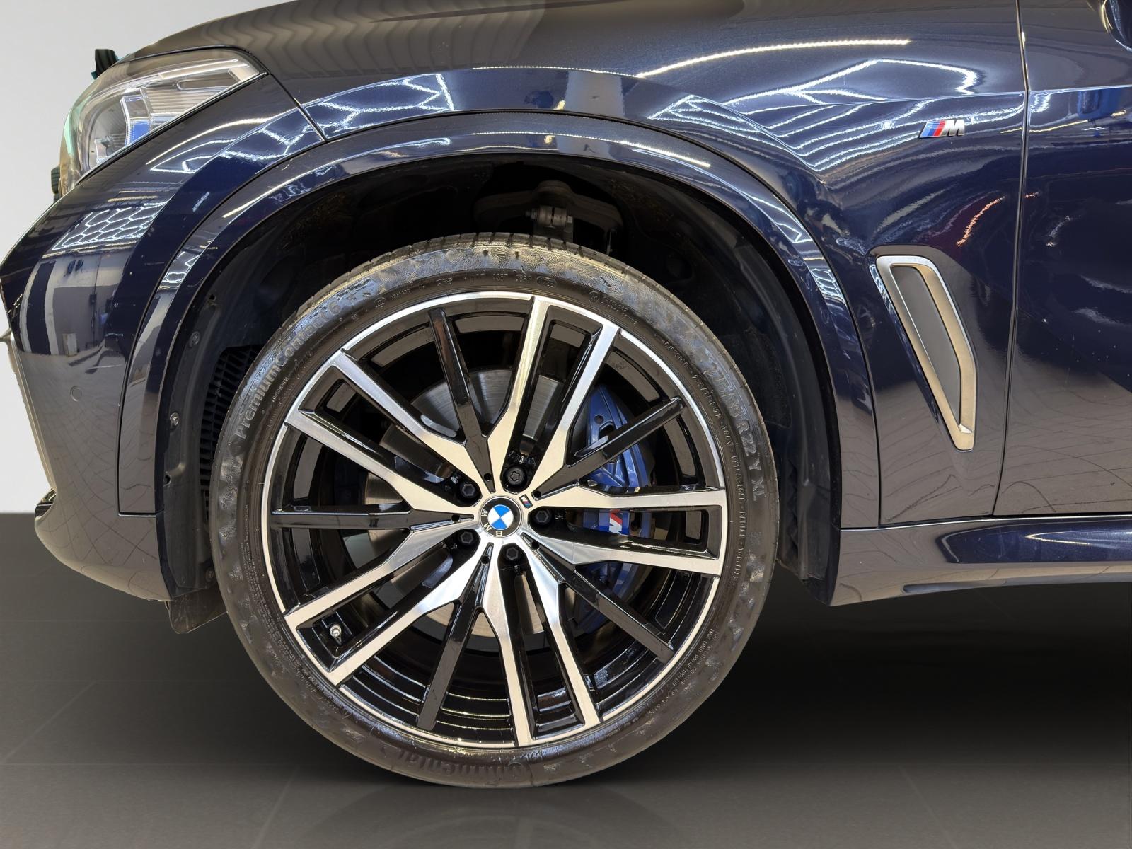 BMW X5 M50i-image-3