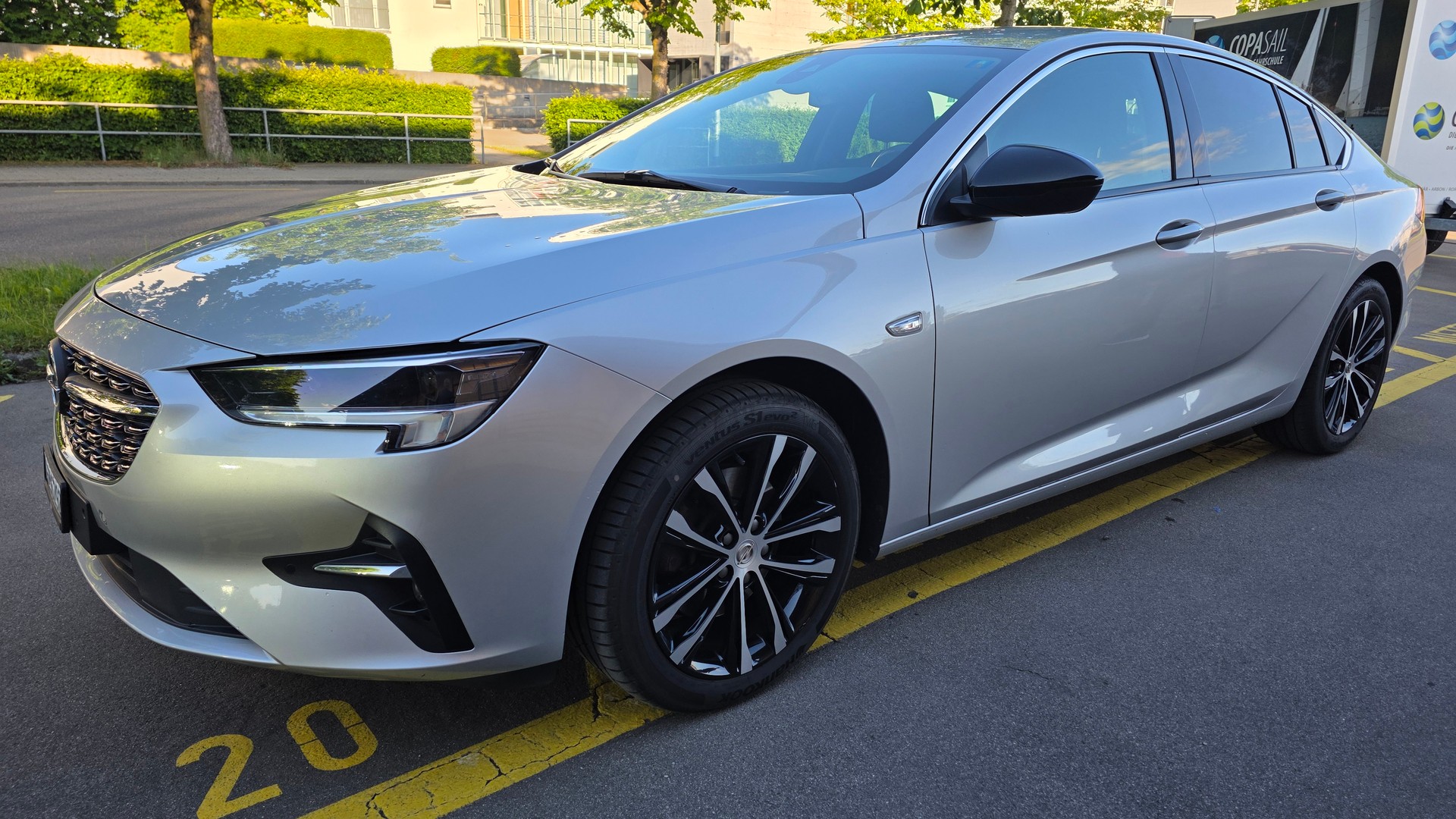 OPEL Insignia 2.0 CDTI Elegance Automatic-image-0